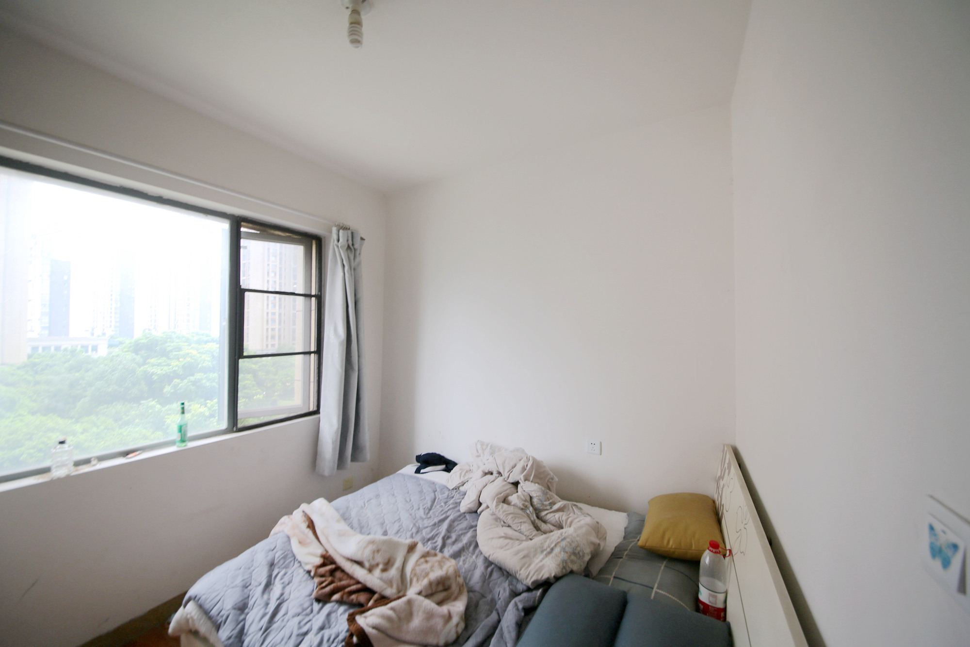 嘉宇盛世华章 3室2厅1卫 100.0万 嘉宇盛世华章 3室2厅1卫 100.0万卧室