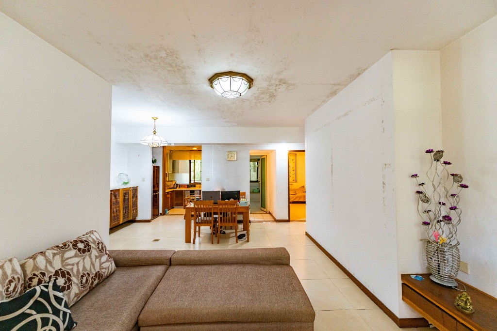 奥林匹克花园 2室1厅2卫 65.0万 奥林匹克花园 2室1厅2卫 65.0万客厅