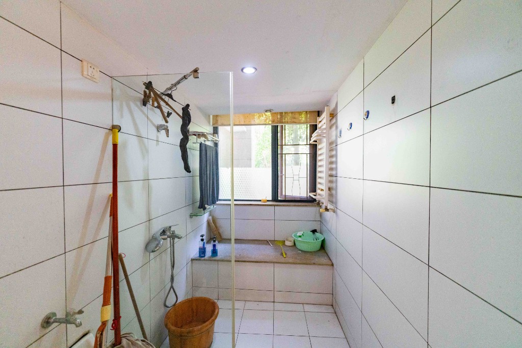 奥林匹克花园 2室1厅2卫 65.0万 奥林匹克花园 2室1厅2卫 65.0万卫生间