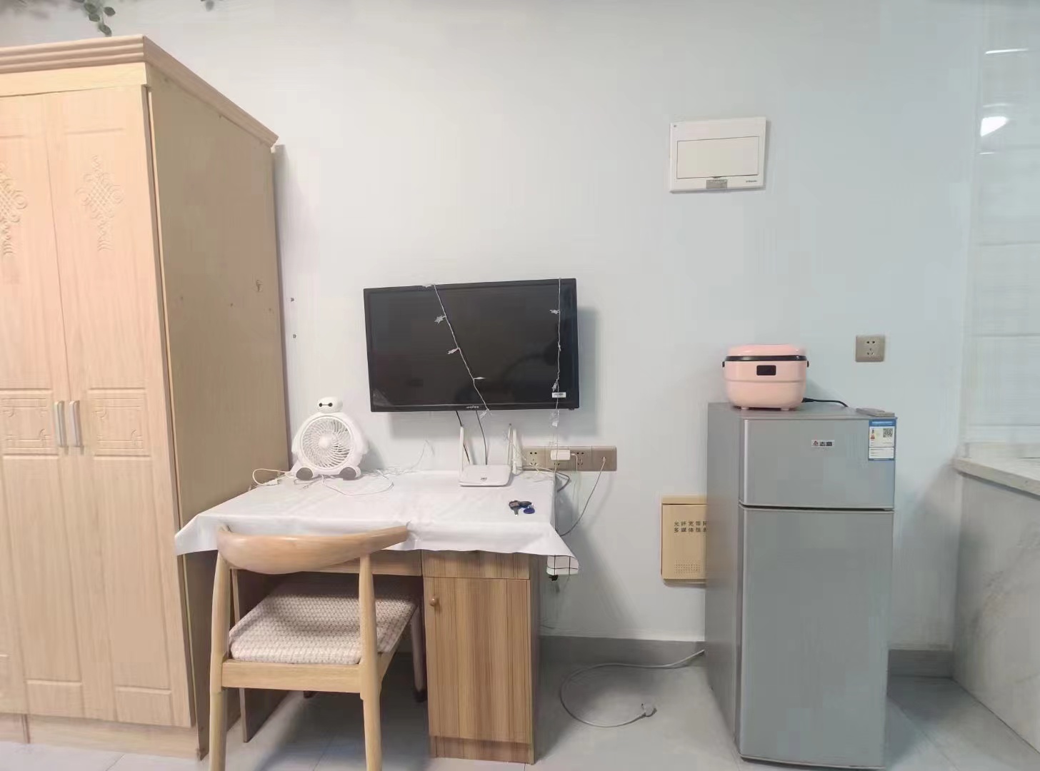 新桂公馆 1室0厅1卫 25.0万 新桂公馆 1室0厅1卫 25.0万客厅