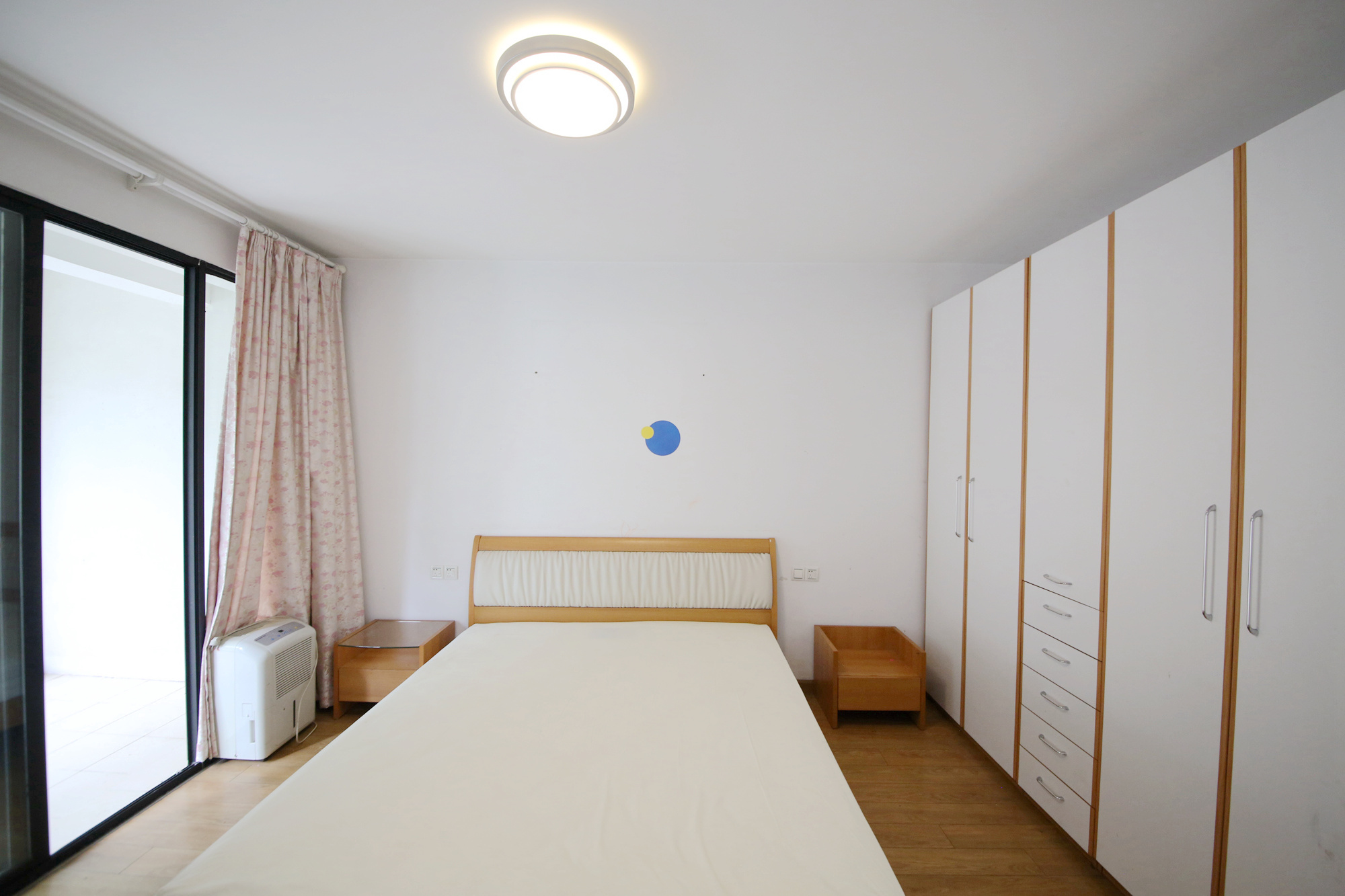 西街花园 4室2厅2卫 125.0万 西街花园 4室2厅2卫 125.0万卧室