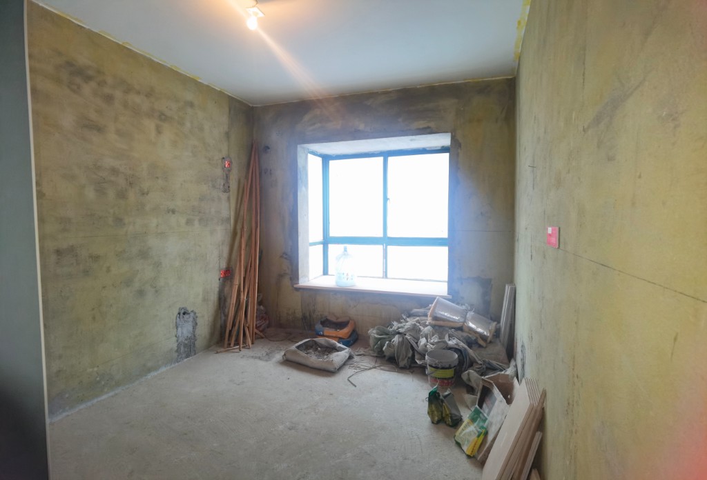 湖景名城 3室2厅2卫 56.8万 湖景名城 3室2厅2卫 56.8万客厅