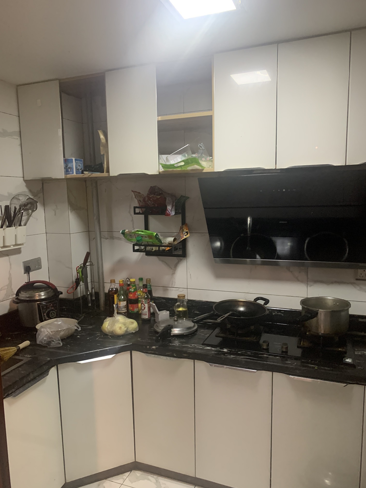 蓝溪谷 4室2厅2卫 122.0万 蓝溪谷 4室2厅2卫 122.0万客厅