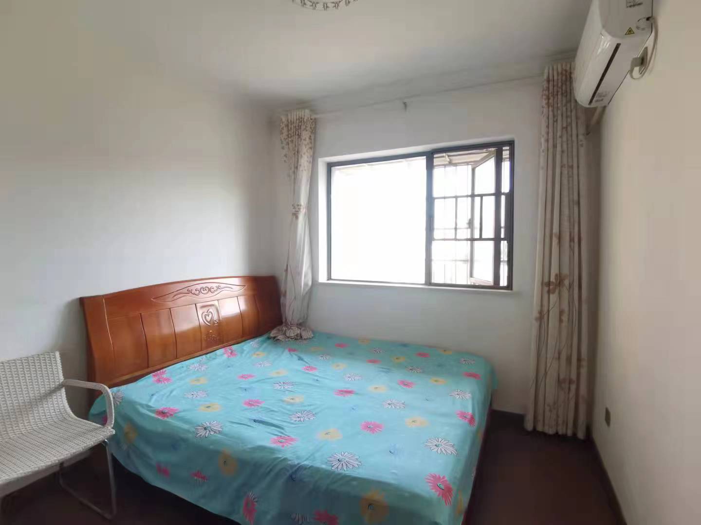 凯风珑城 3室2厅2卫 85.0万 凯风珑城 3室2厅2卫 85.0万客厅