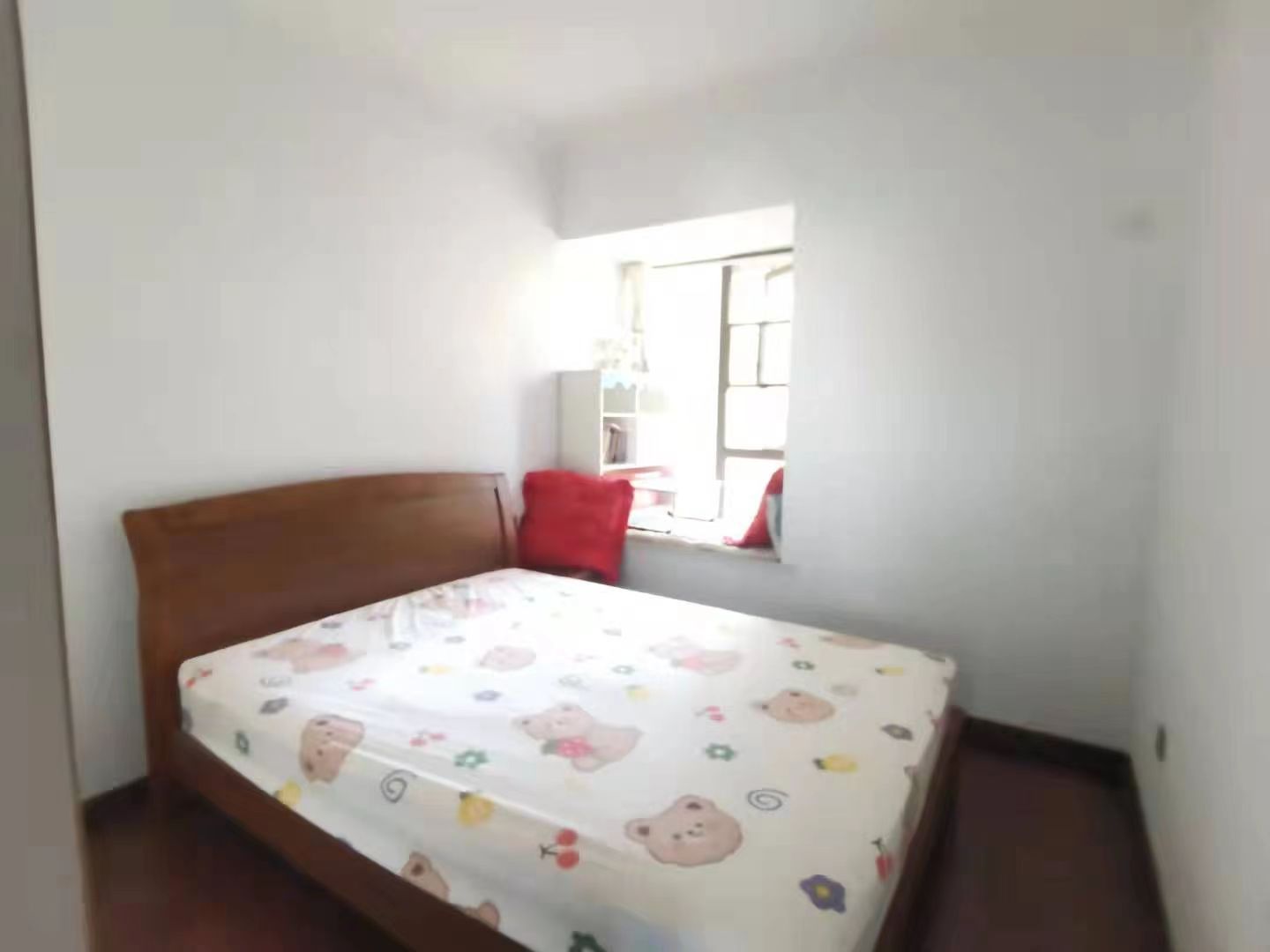 凯风珑城 3室2厅2卫 85.0万 凯风珑城 3室2厅2卫 85.0万客厅