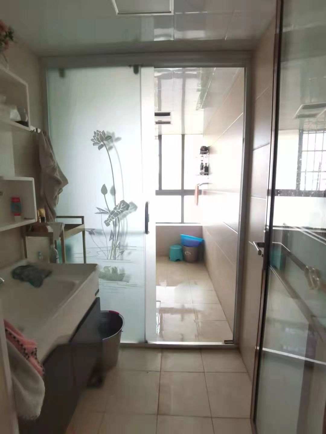 凯风珑城 3室2厅2卫 85.0万 凯风珑城 3室2厅2卫 85.0万客厅