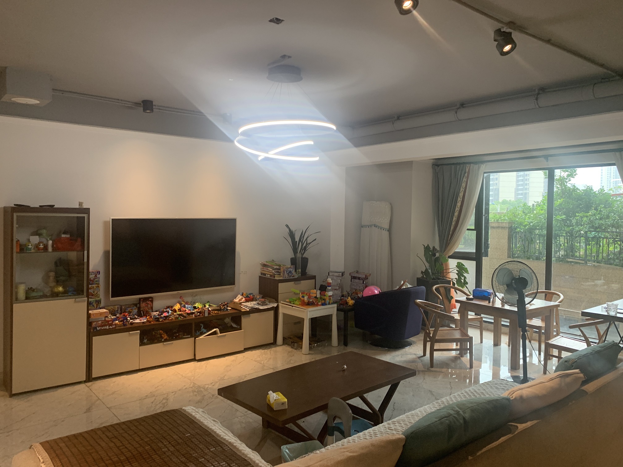 蓝溪谷 4室2厅2卫 122.0万 蓝溪谷 4室2厅2卫 122.0万客厅