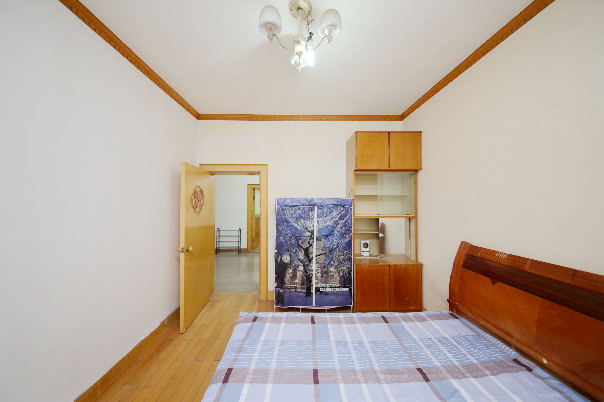 向韶村  3室2厅1卫   60.00万卧室