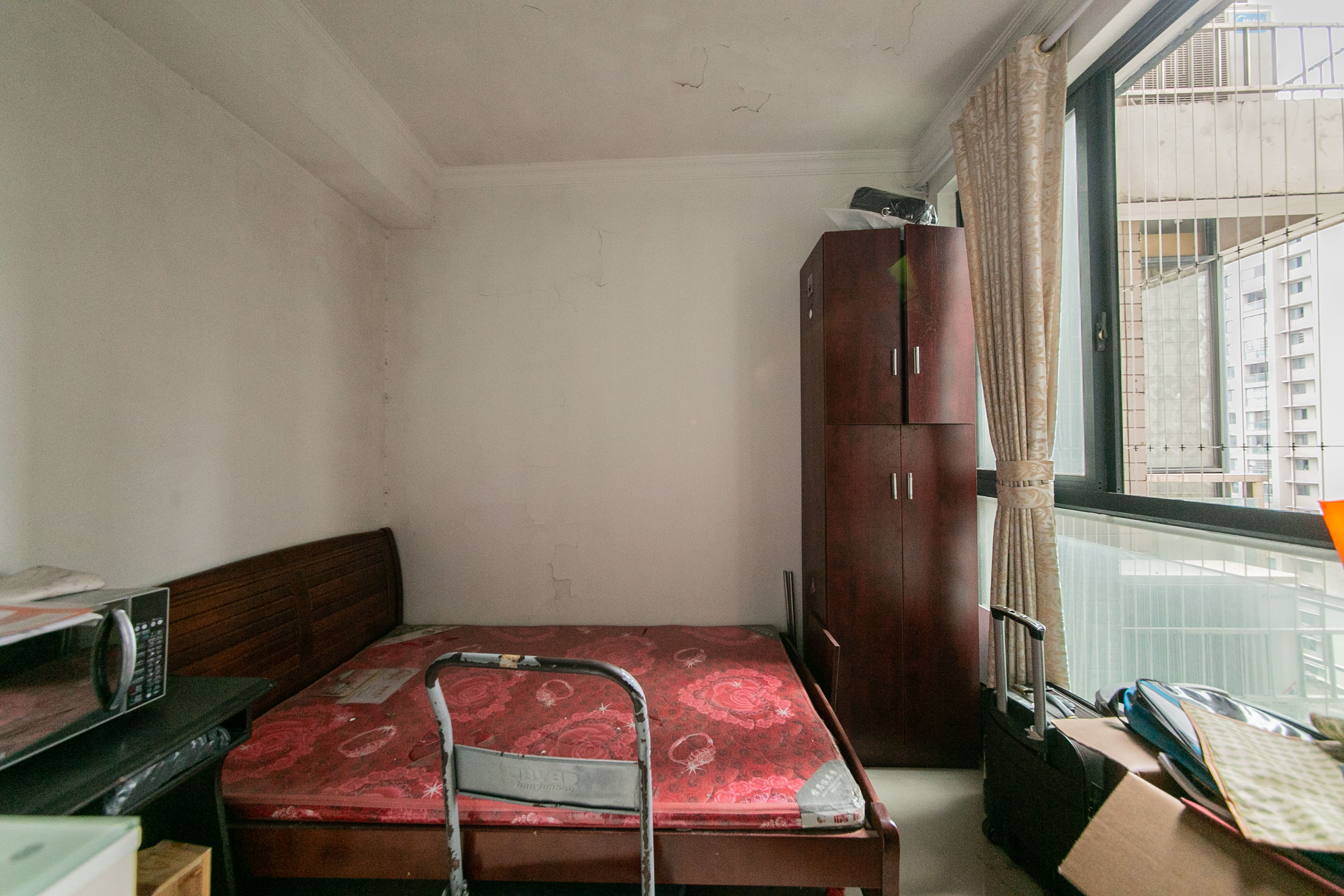 湘江世纪城融江苑  3室2厅1卫    115.0万卧室