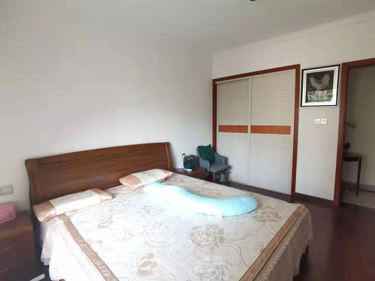 凯风珑城 3室2厅2卫 85.0万 凯风珑城 3室2厅2卫 85.0万客厅