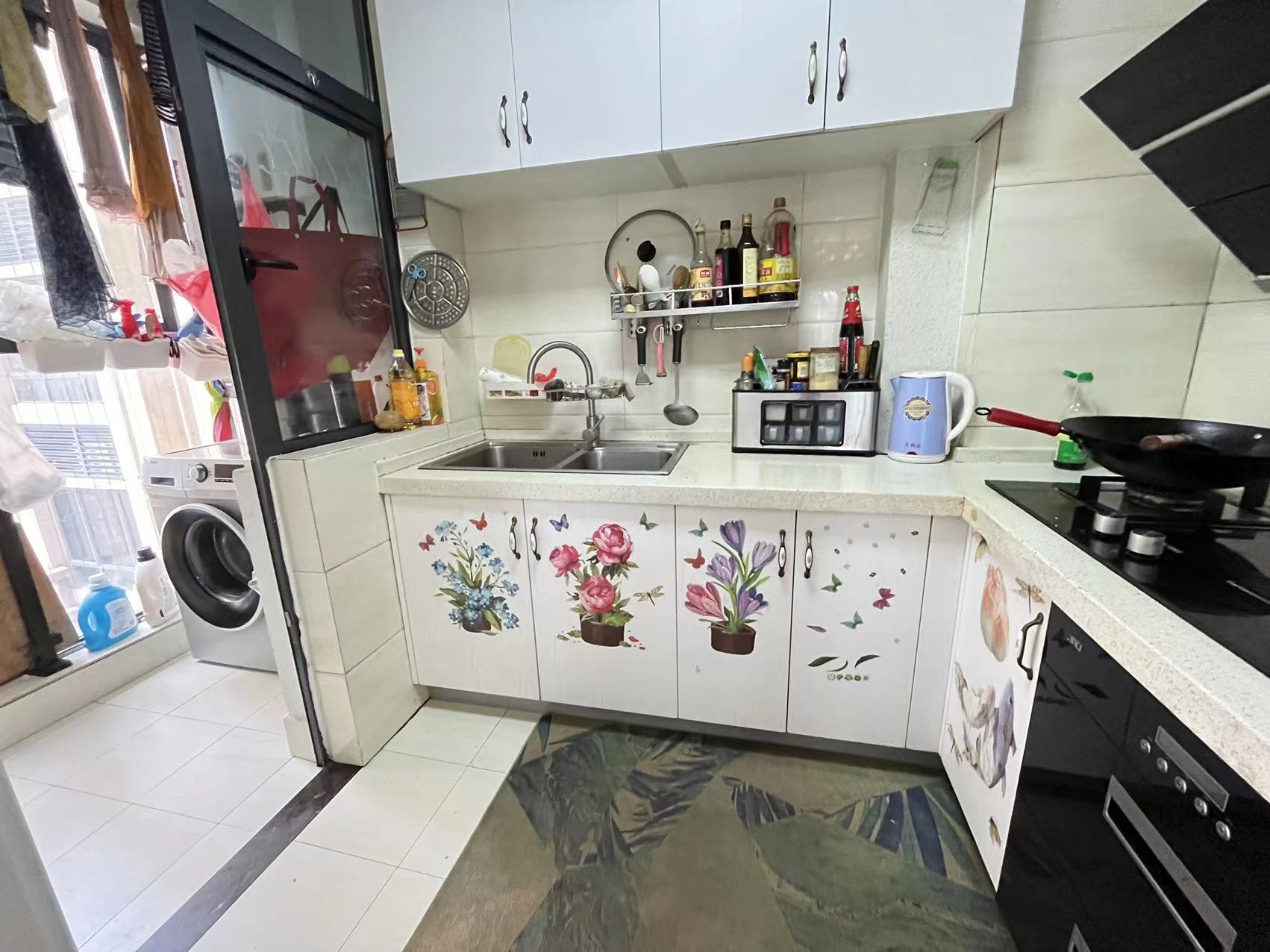 经世龙城 3室2厅2卫 73.0万 经世龙城 3室2厅2卫 73.0万客厅