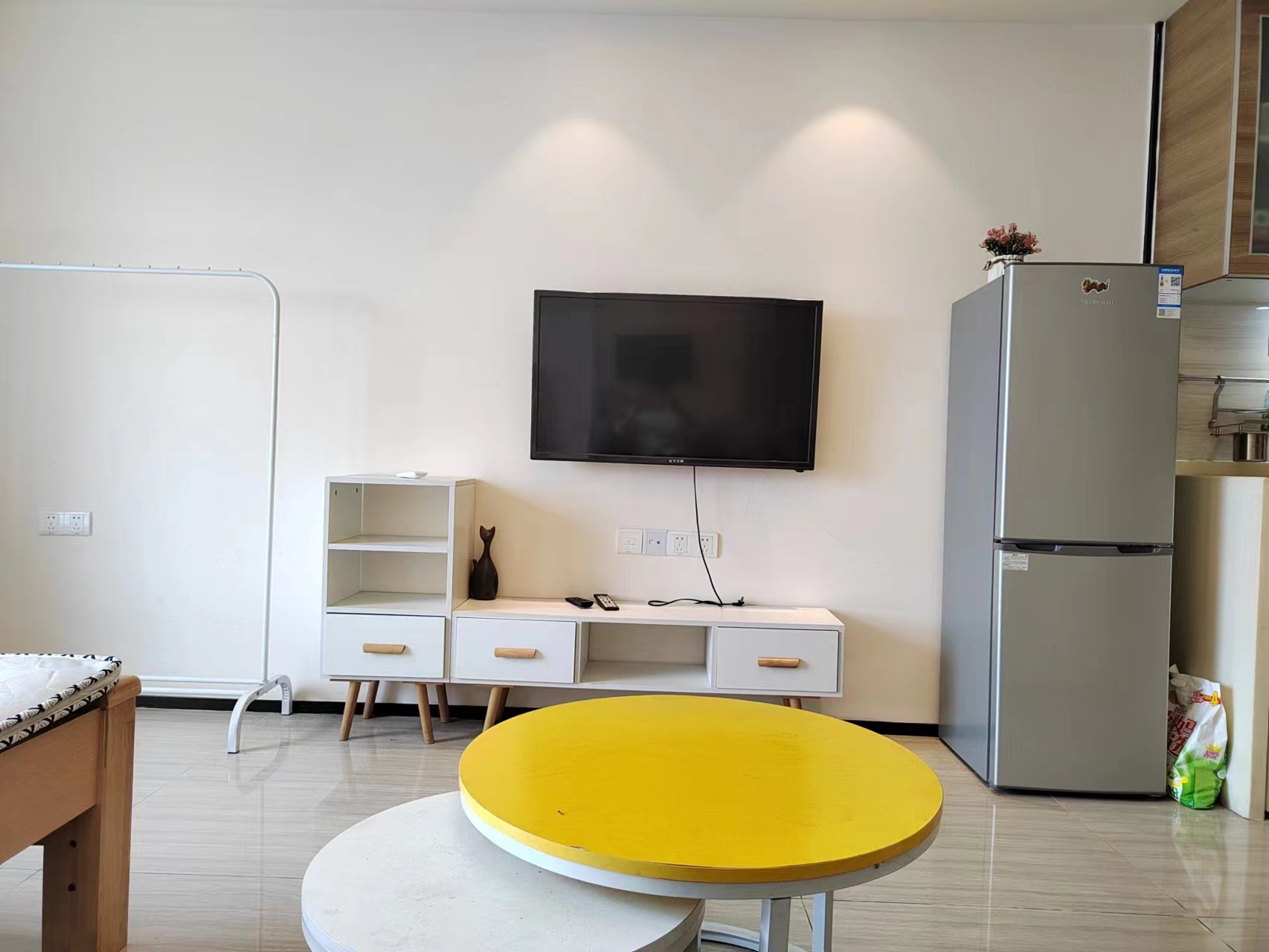 恒大御景湾 1室0厅1卫 19.8万 恒大御景湾 1室0厅1卫 19.8万客厅