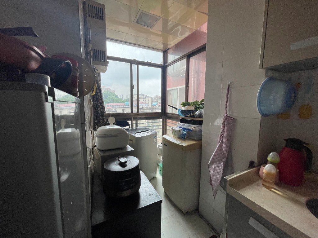 景秀名园 2室2厅2卫 29.8万 景秀名园 2室2厅2卫 29.8万客厅