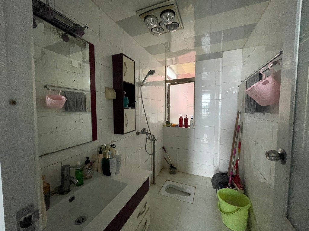 景秀名园 2室2厅2卫 29.8万 景秀名园 2室2厅2卫 29.8万客厅