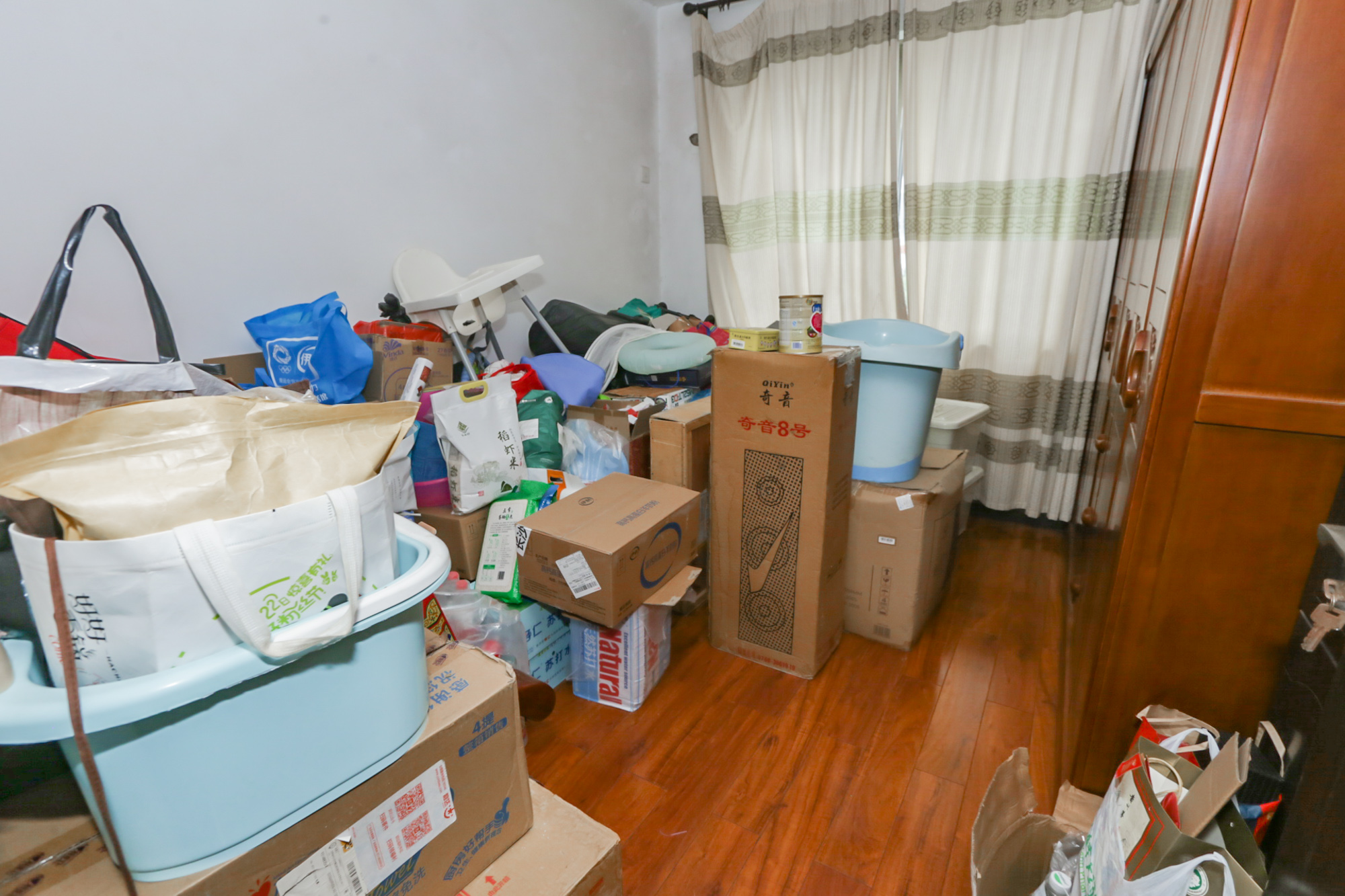 湘仪家园  3室2厅1卫   95.00万卧室