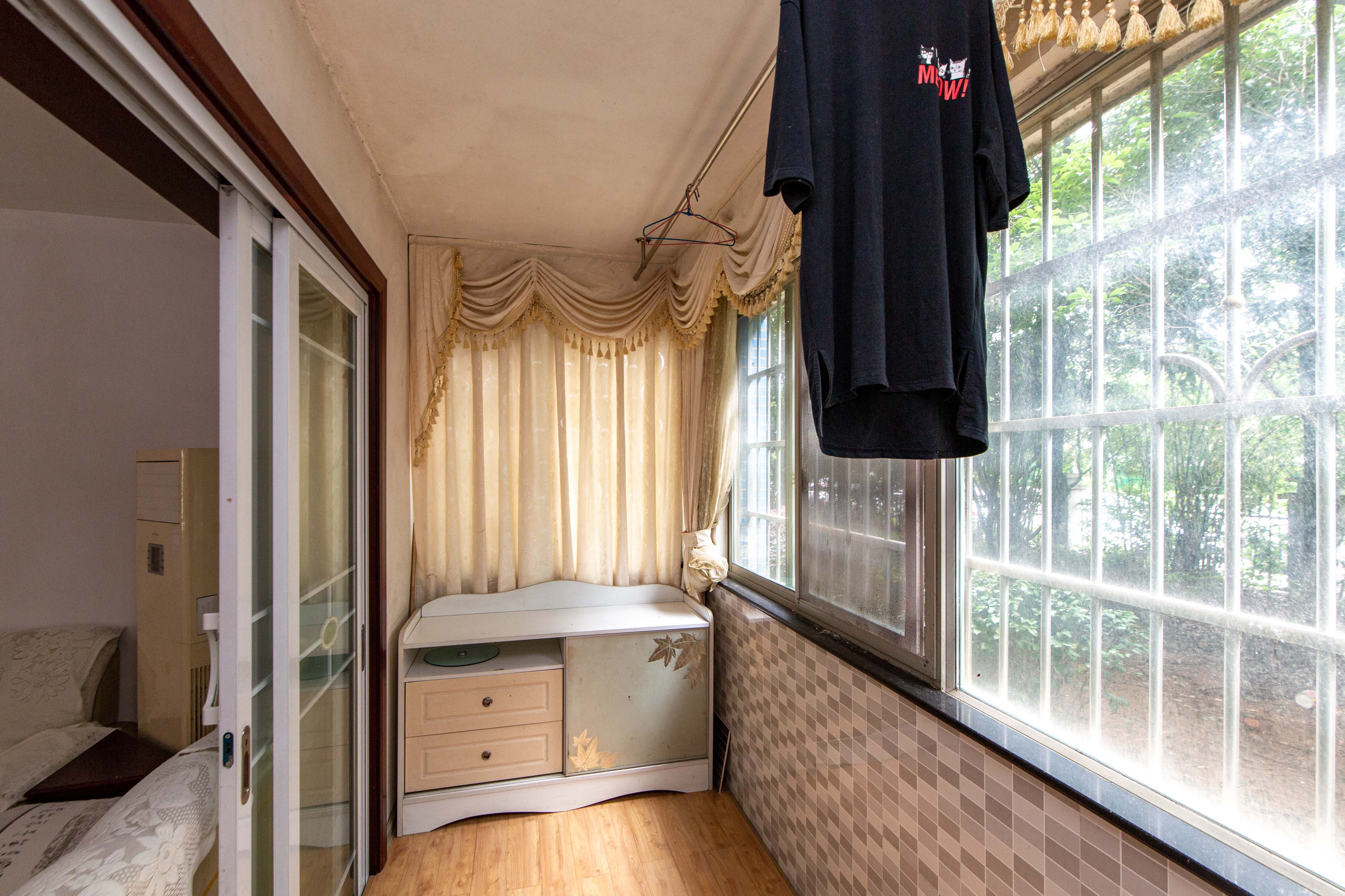 白沙湾嘉园  4室2厅2卫    130.0万 白沙湾嘉园  4室2厅2卫    130.0万阳台