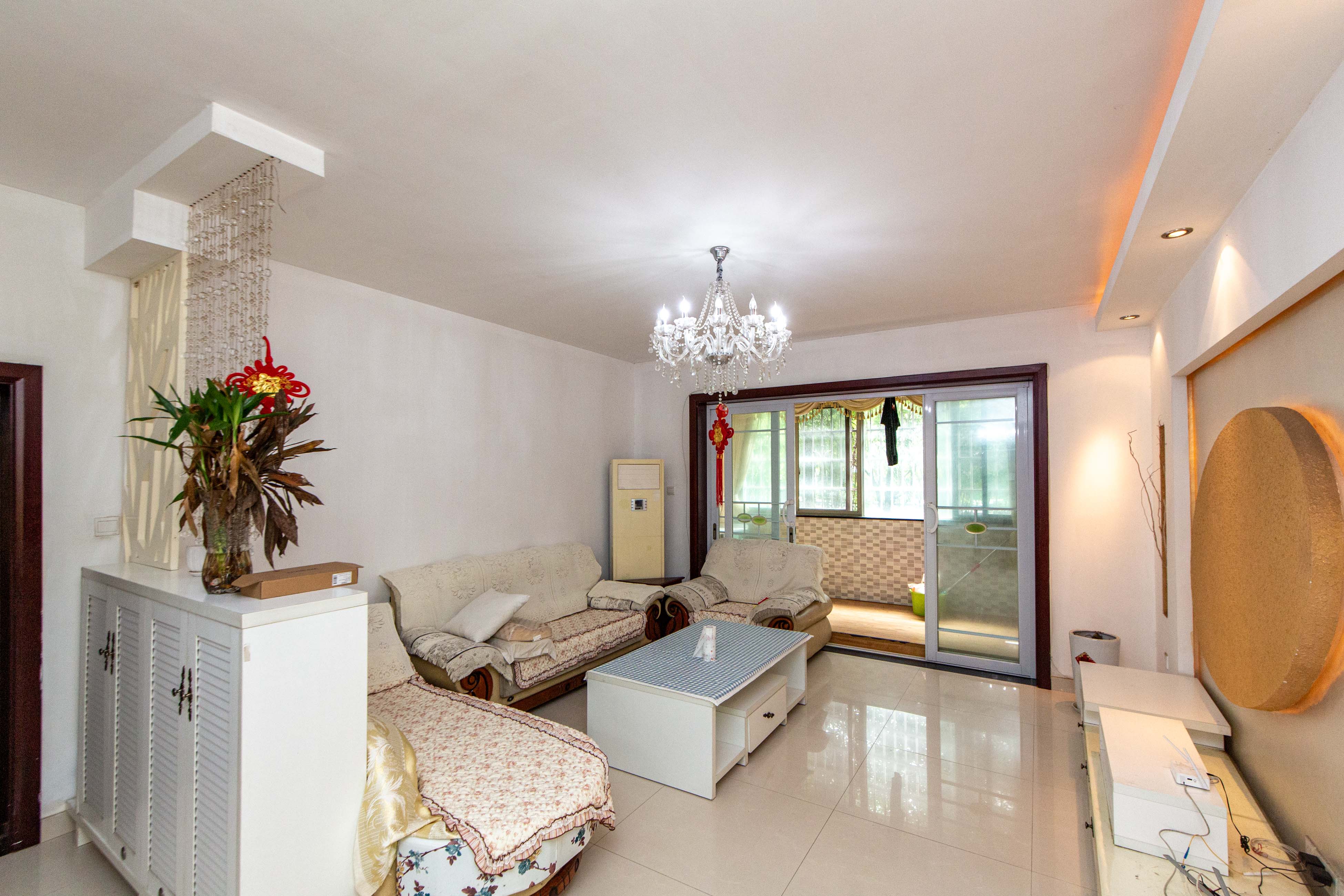 白沙湾嘉园  4室2厅2卫    130.0万 白沙湾嘉园  4室2厅2卫    130.0万客厅