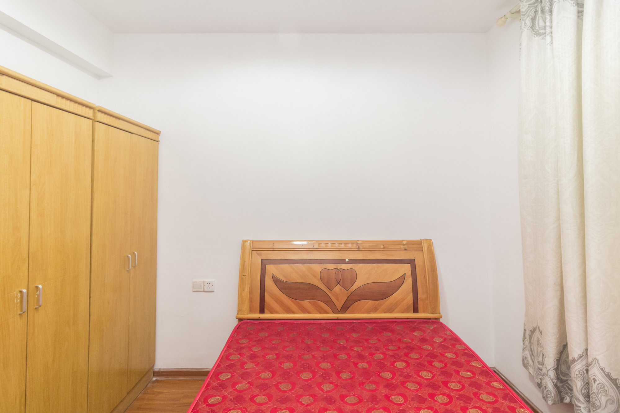 明天一城  3室2厅1卫    39.8万 明天一城  3室2厅1卫    39.8万卧室