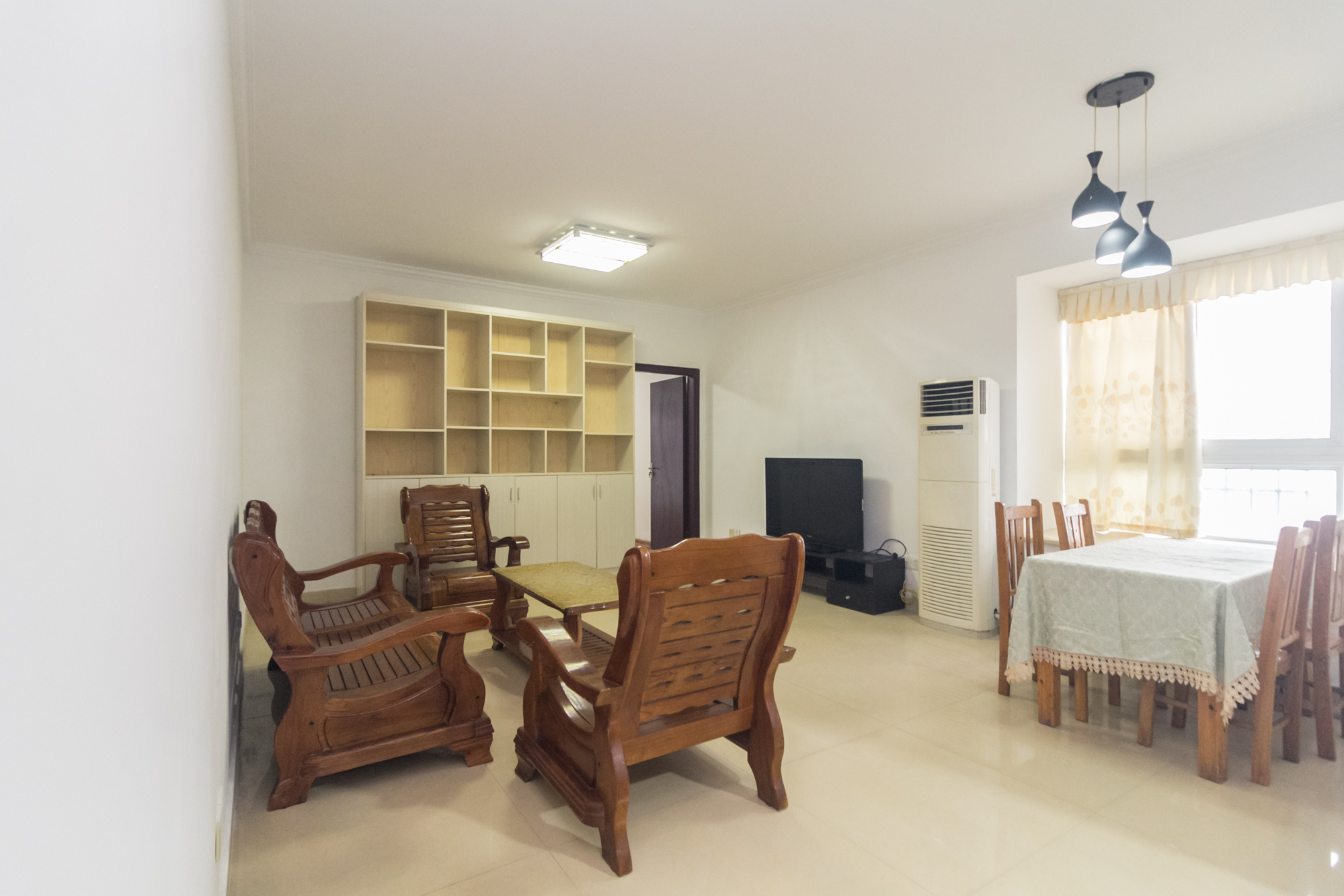 明天一城  3室2厅1卫    39.8万 明天一城  3室2厅1卫    39.8万客厅