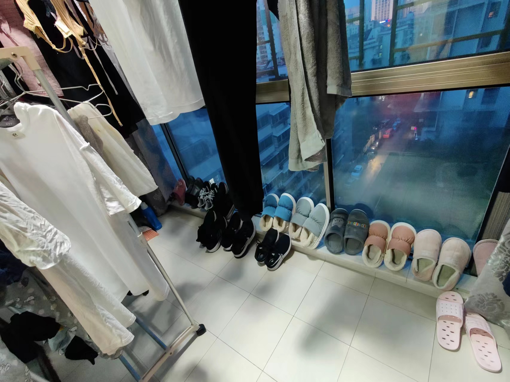 紫金名门 3室2厅1卫 58.0万 紫金名门 3室2厅1卫 58.0万客厅