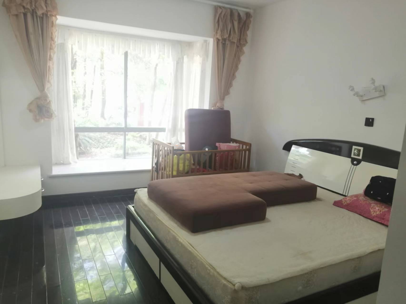 湘银二期世纪花园 3室2厅2卫 72.0万 湘银二期世纪花园 3室2厅2卫 72.0万客厅