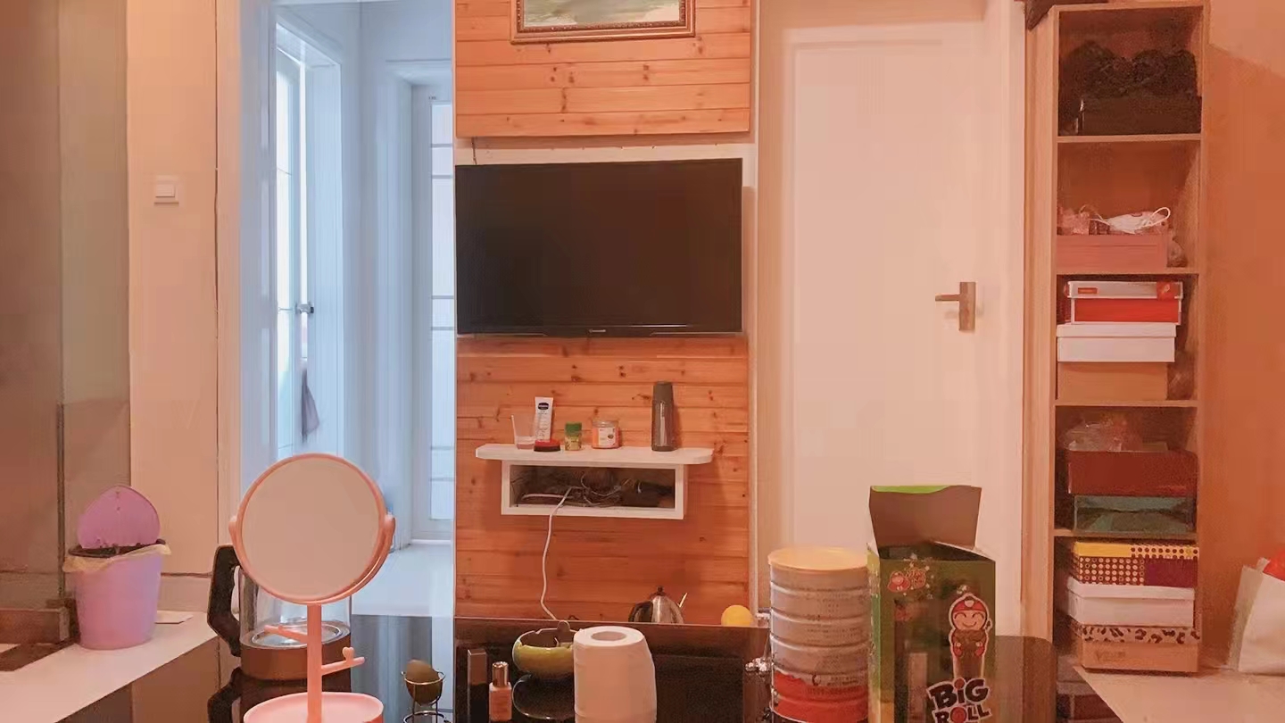 水岸春天 2室1厅1卫 43.8万 水岸春天 2室1厅1卫 43.8万客厅