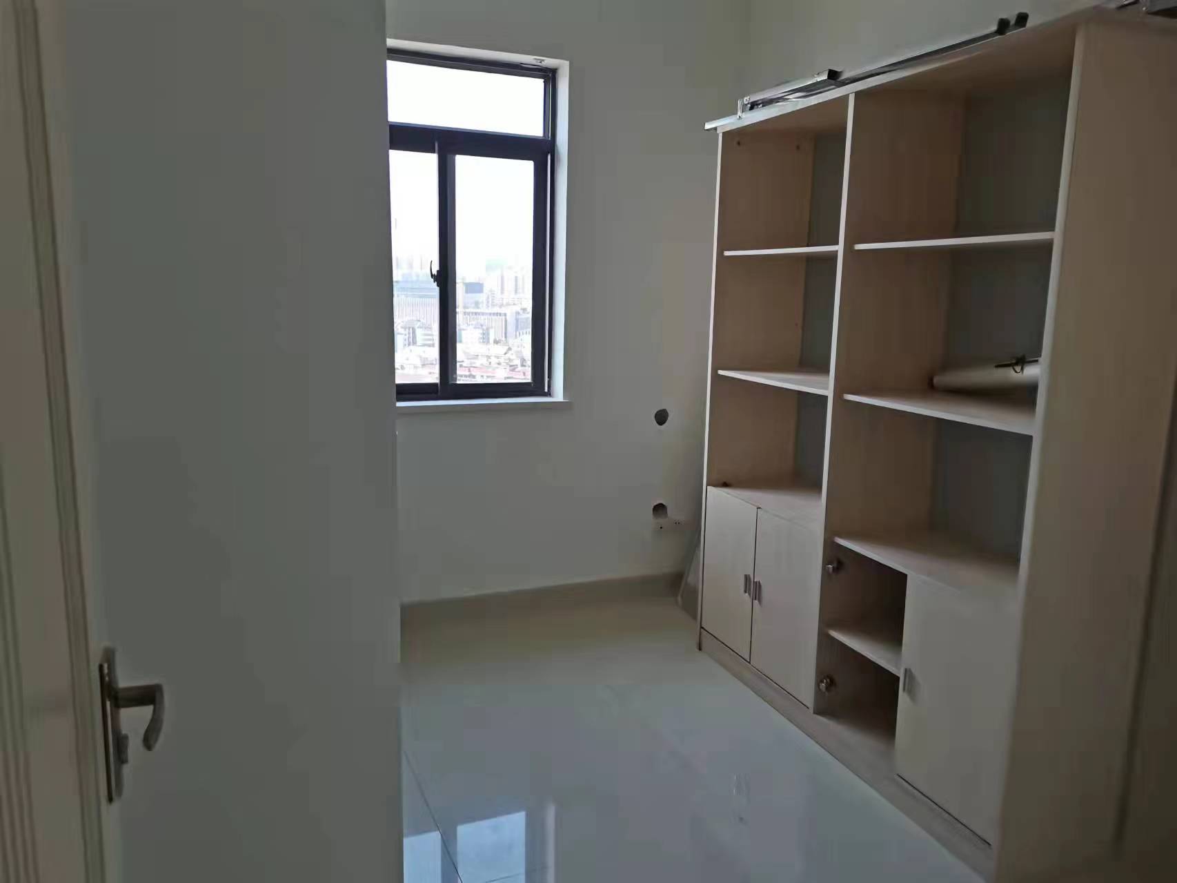 水岸春天 2室1厅1卫 43.8万 水岸春天 2室1厅1卫 43.8万客厅