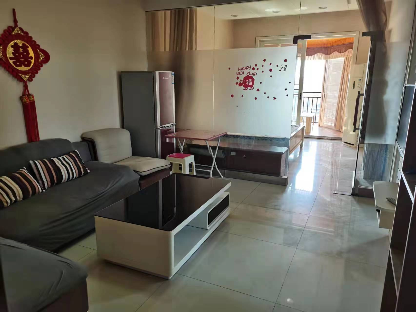 水岸春天 2室1厅1卫 43.8万 水岸春天 2室1厅1卫 43.8万客厅