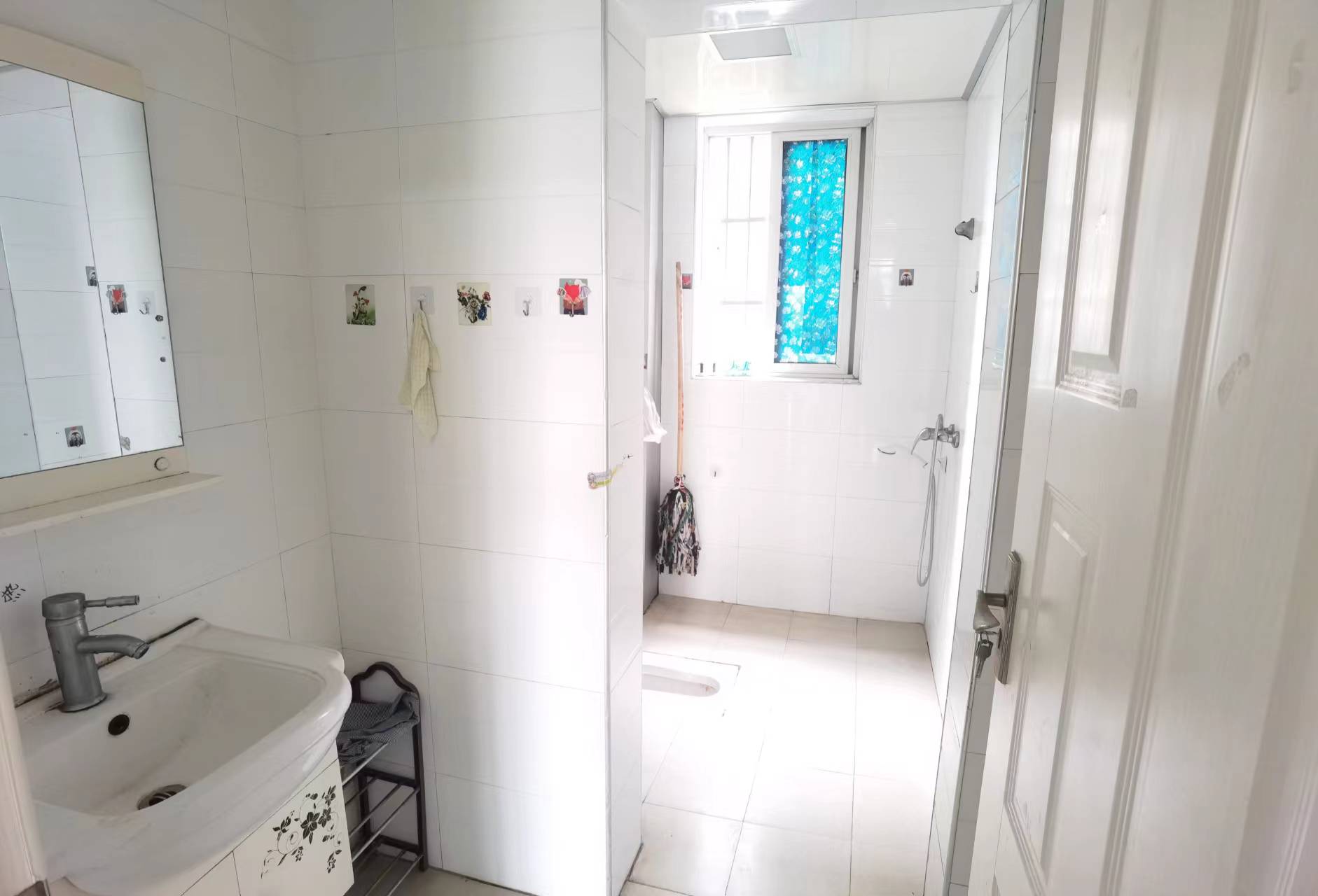 蓝筹公寓二期2-3栋  2室2厅1卫    45.0万 蓝筹公寓二期2-3栋  2室2厅1卫    45.0万客厅