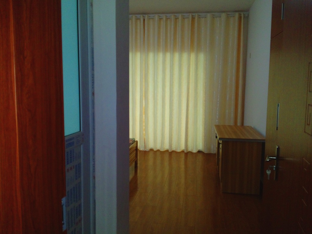 楚天花园 4室2厅1卫 62.8万 楚天花园 4室2厅1卫 62.8万客厅