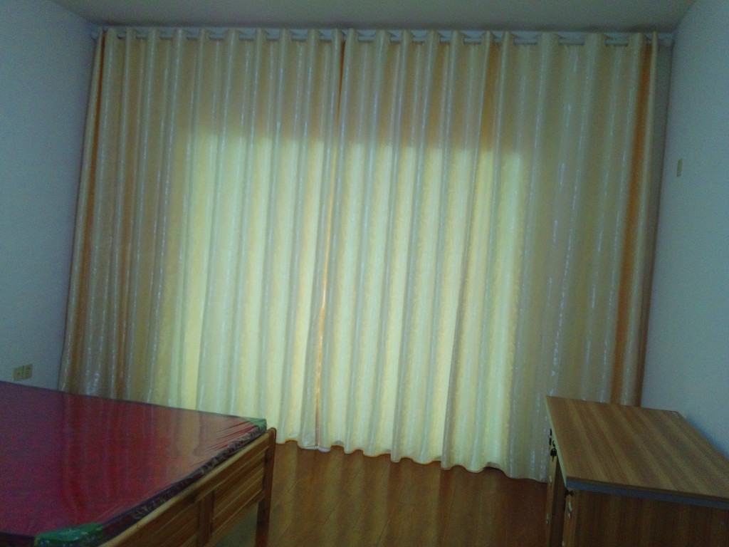 楚天花园 4室2厅1卫 62.8万 楚天花园 4室2厅1卫 62.8万客厅