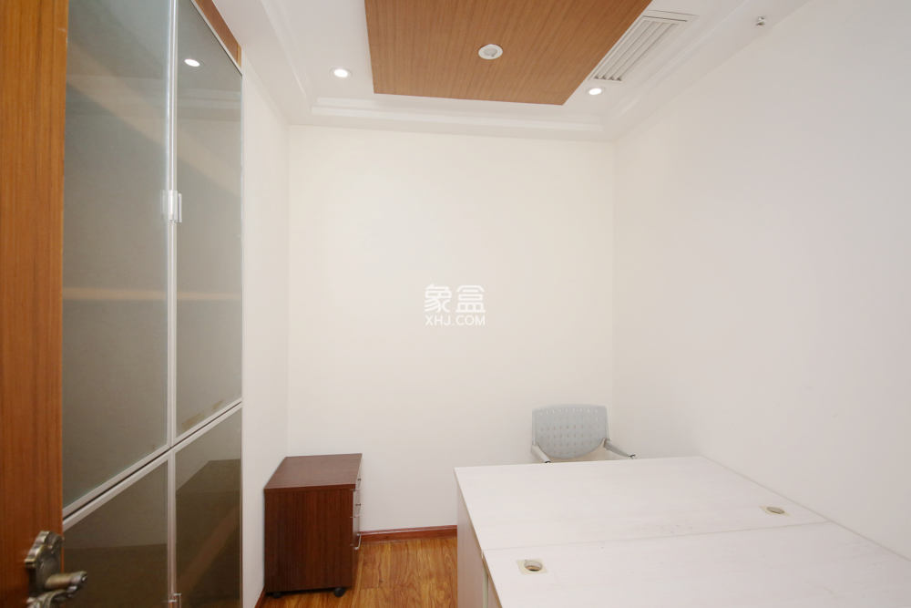 藍(lán)色地標(biāo)  1室1廳1衛(wèi)   83.00萬(wàn)