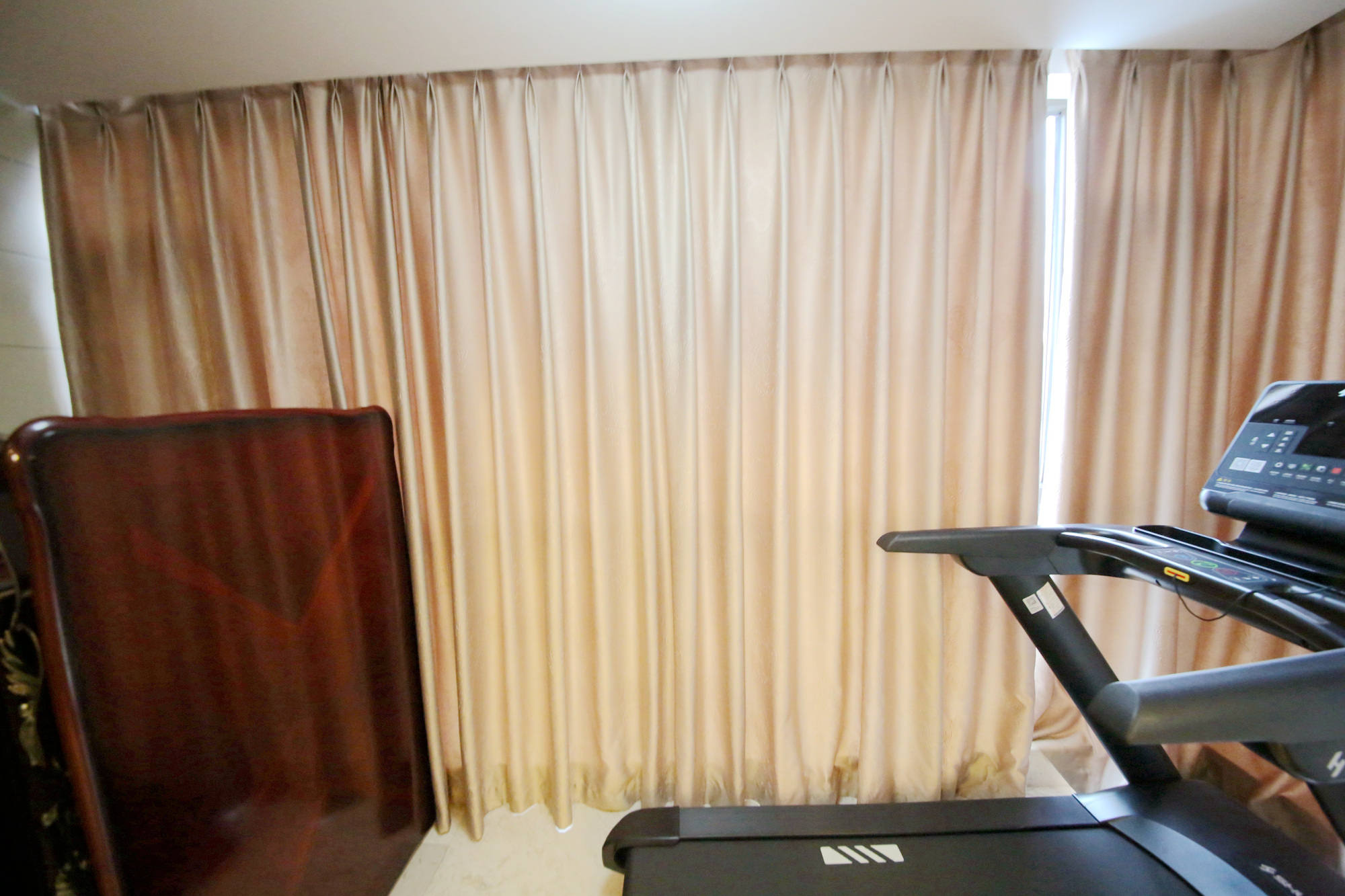 运达中央广场一、二期  3室2厅2卫    370.0万阳台