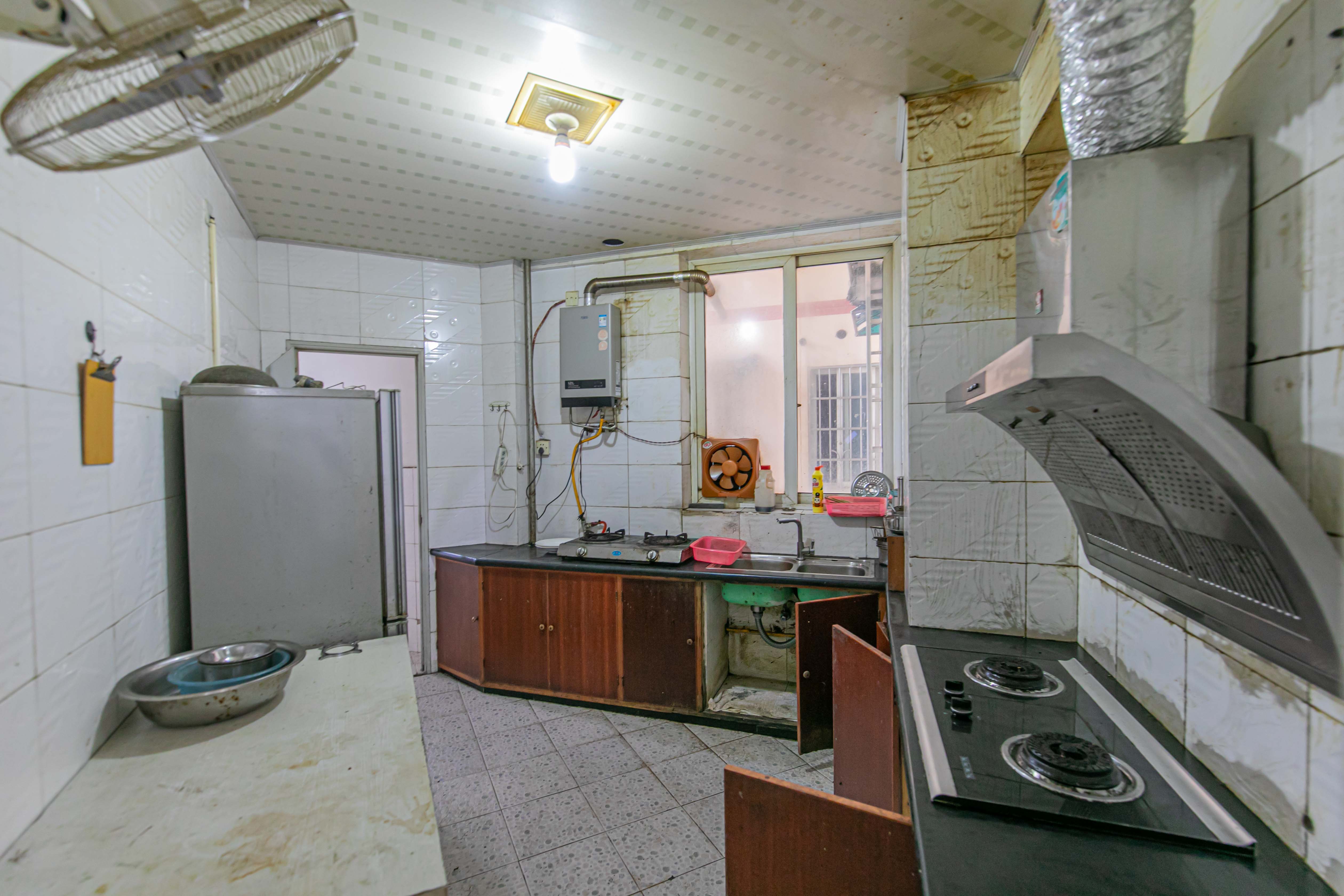 开源鑫阁 4室2厅2卫 95.5万 开源鑫阁 4室2厅2卫 95.5万厨房