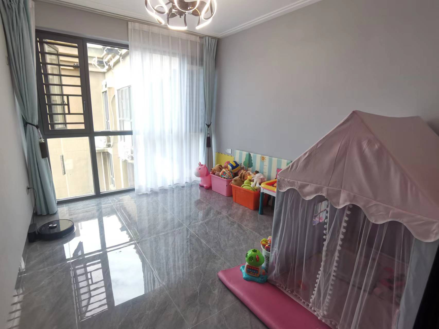 大江观邸-富基花园 4室2厅2卫 115.0万 大江观邸-富基花园 4室2厅2卫 115.0万客厅