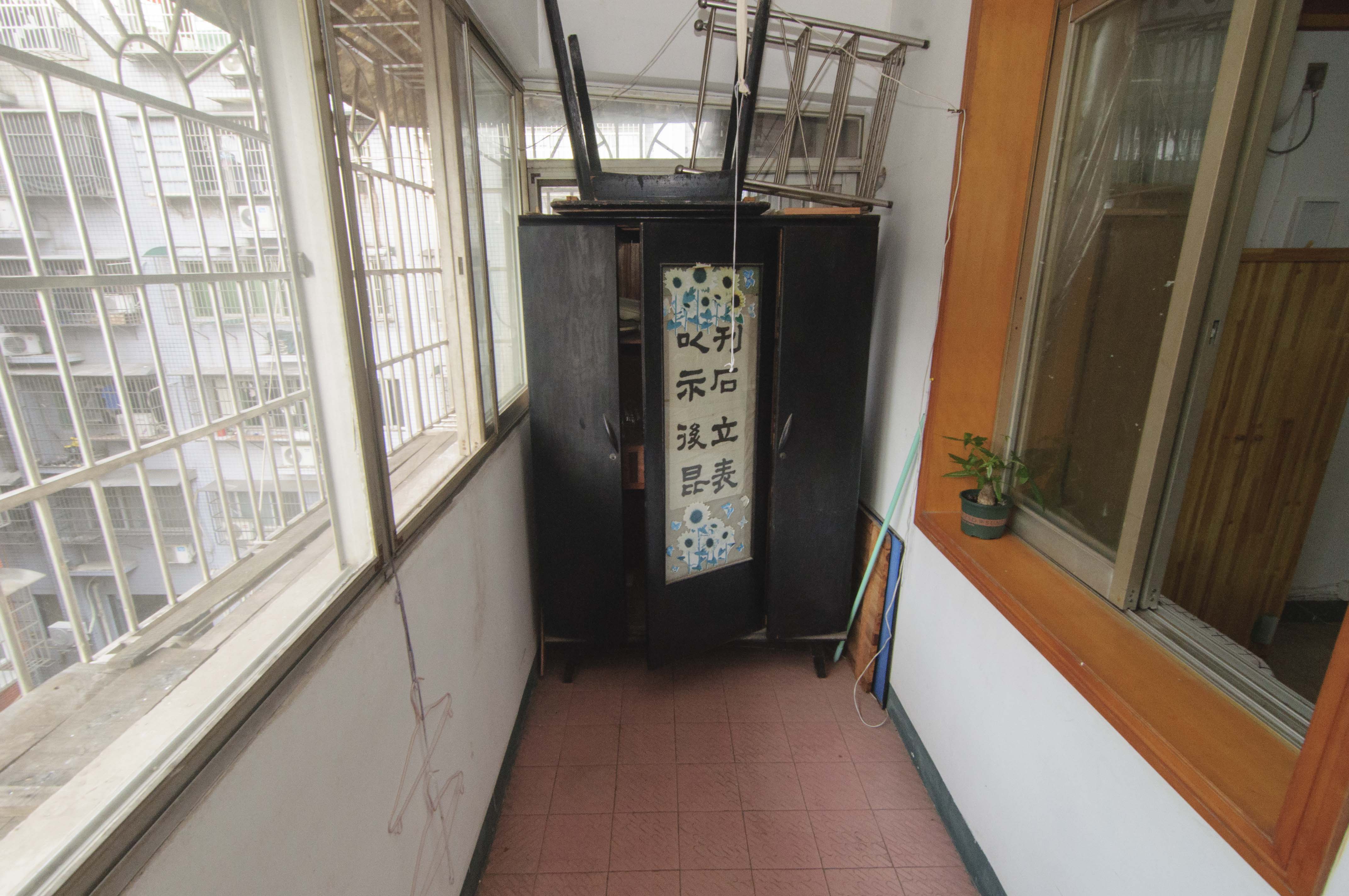 南门口晏家塘社区  1室1厅1卫    32.0万阳台