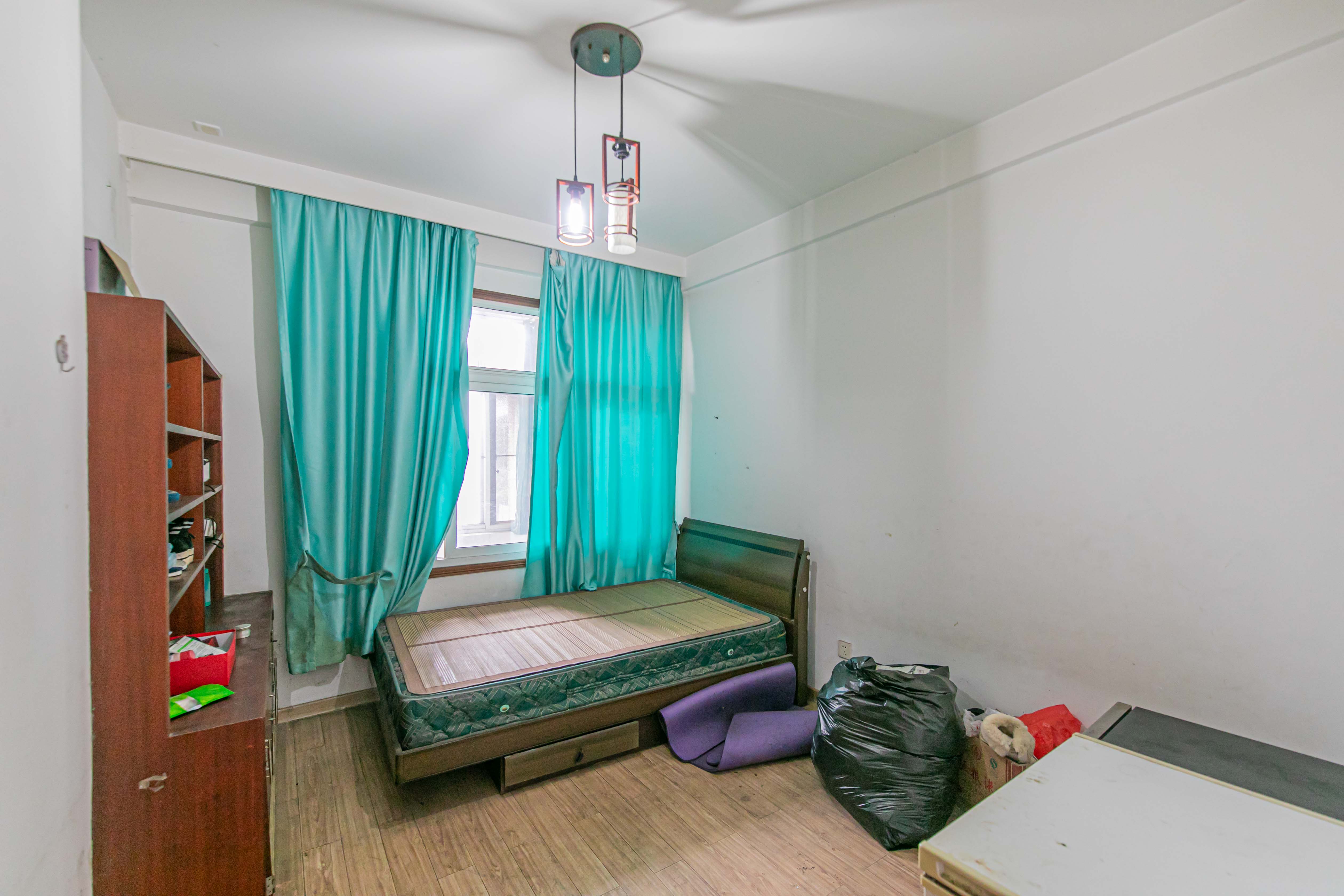 开源鑫阁 4室2厅2卫 95.5万 开源鑫阁 4室2厅2卫 95.5万卧室