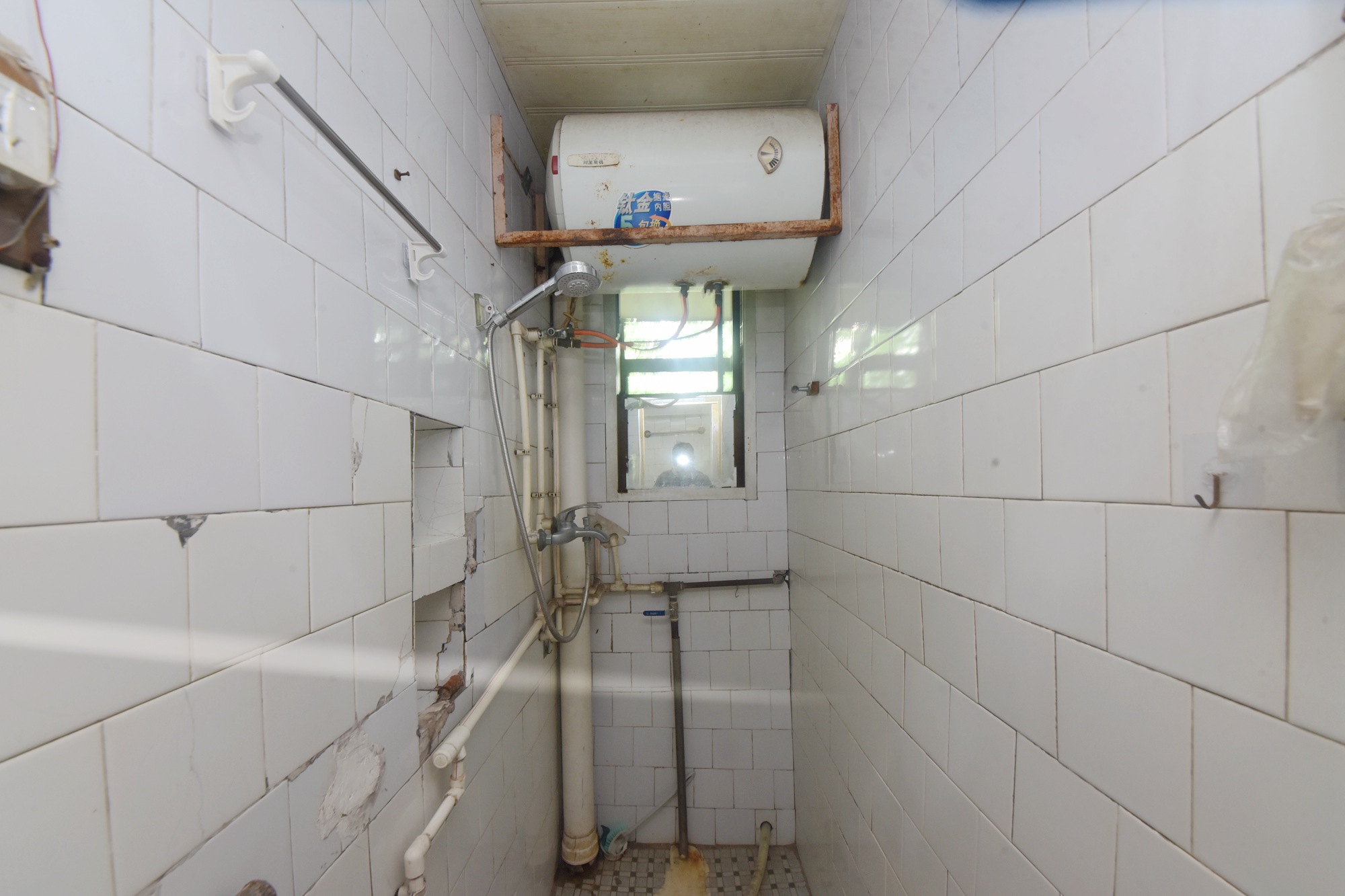 东塘电力院  3室2厅1卫   92.00万卫生间