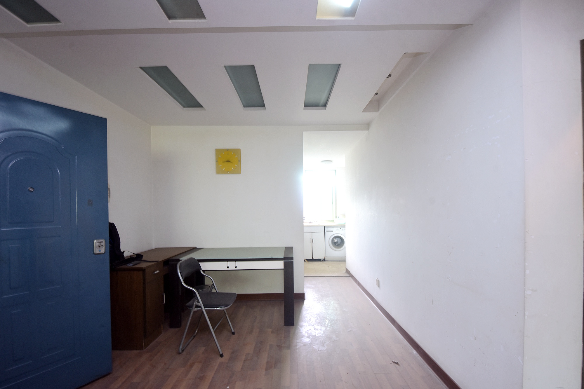 新华园  3室2厅1卫    50.0万客厅