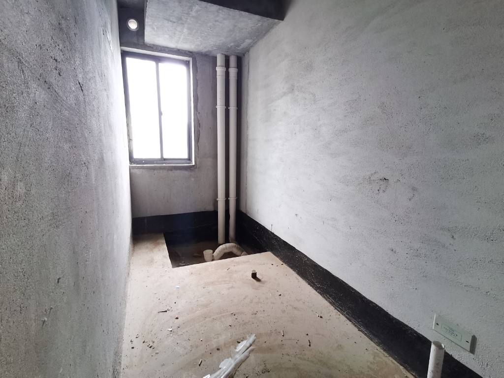 亿都新天地 4室2厅1卫 83.6万 亿都新天地 4室2厅1卫 83.6万客厅