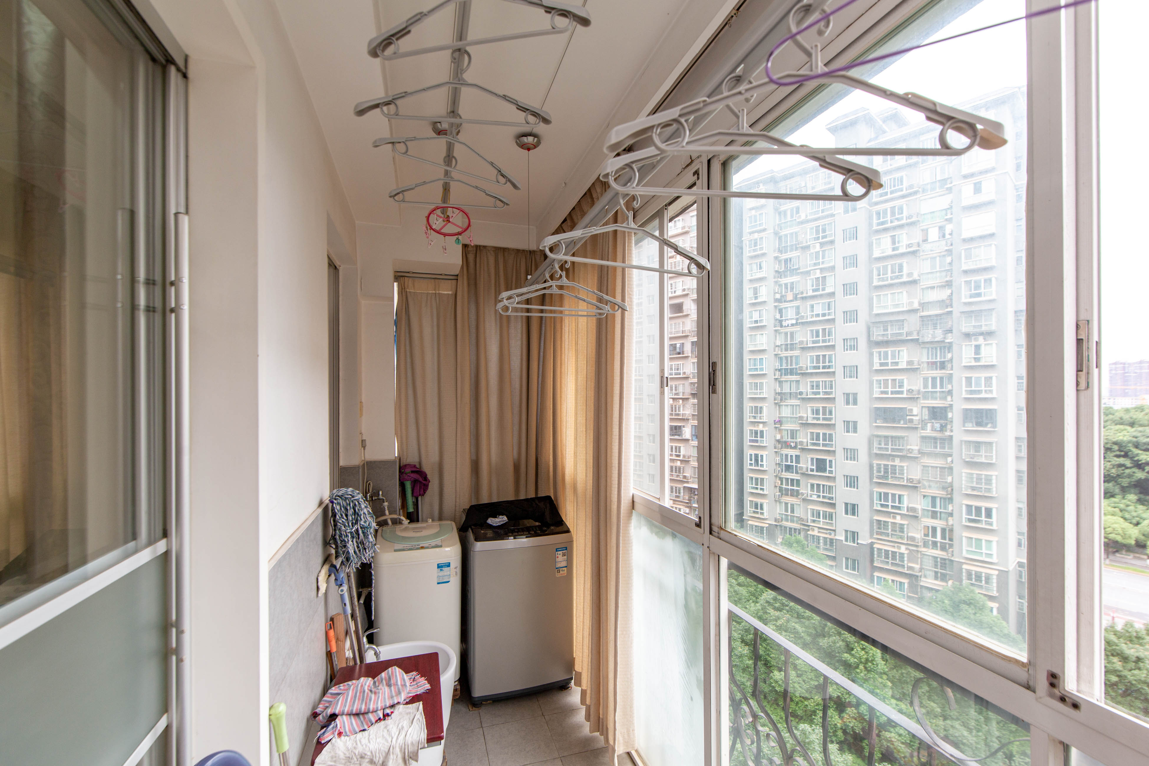 雅致名園 4室2廳1廚2衛(wèi) 305.00萬(wàn)陽(yáng)臺(tái)A