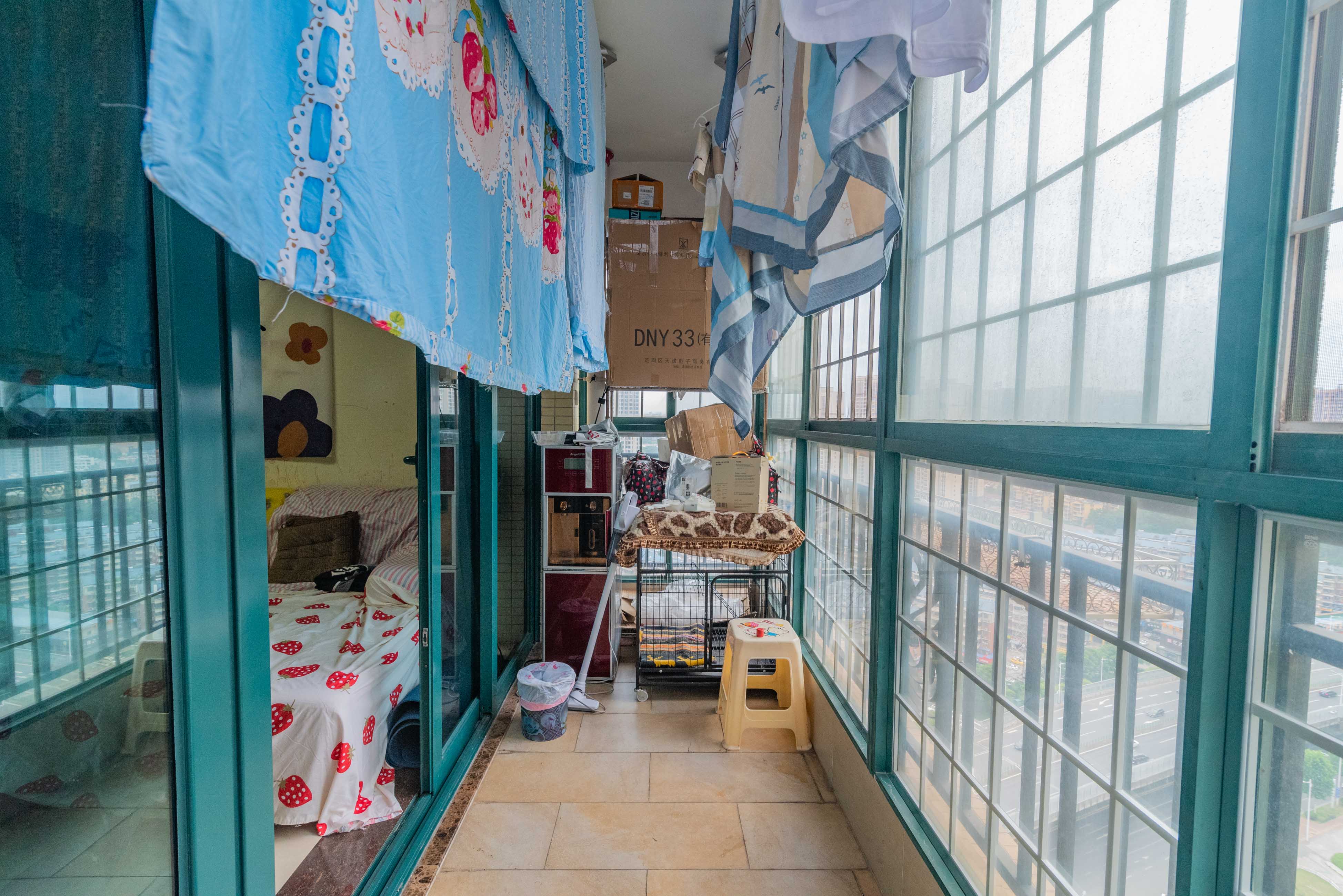 恒大雅苑  3室2厅1卫    104.0万阳台