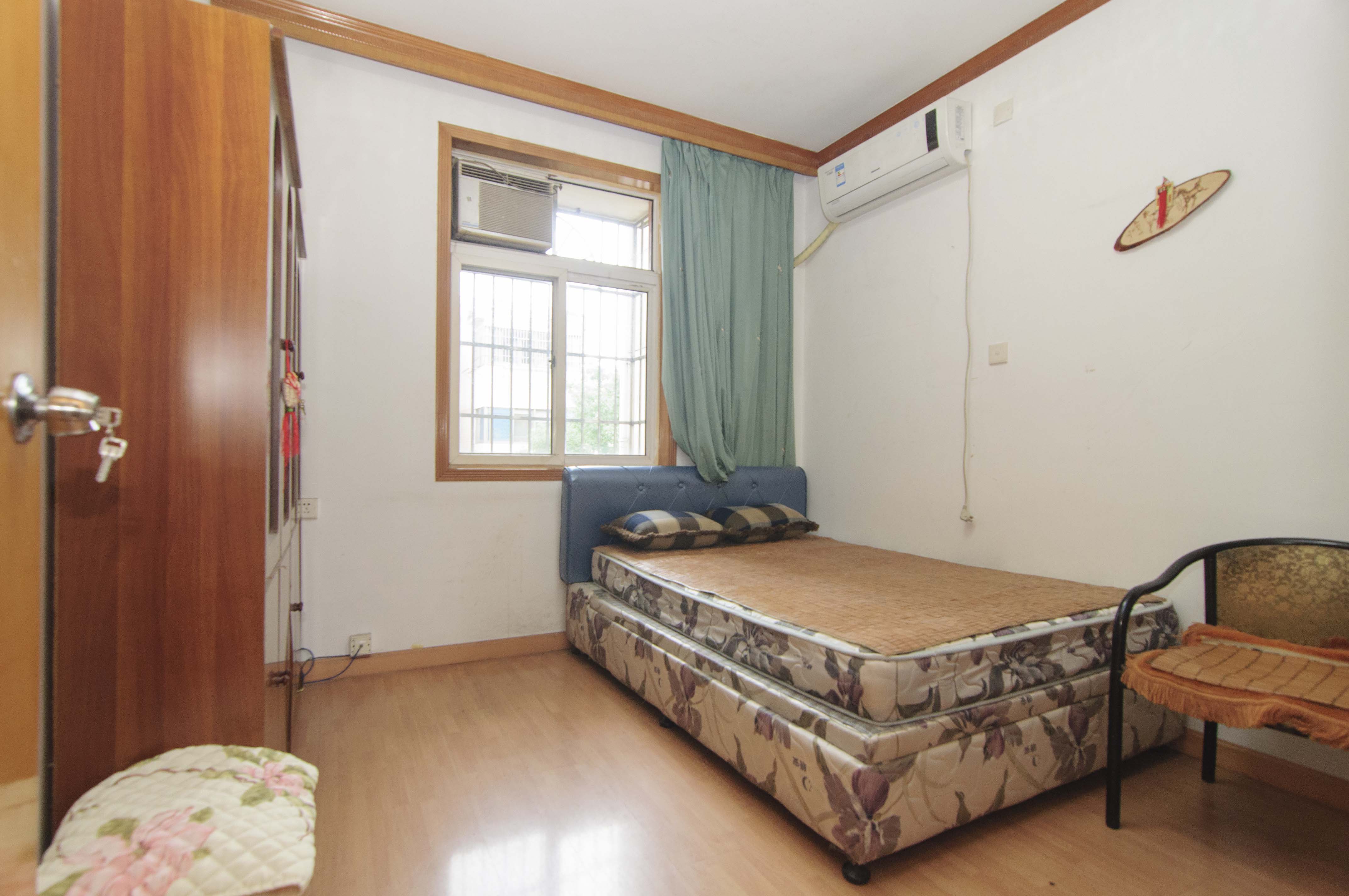 城建学院（古堆山城建学校宿舍）  2室2厅1卫   60.00万卧室
