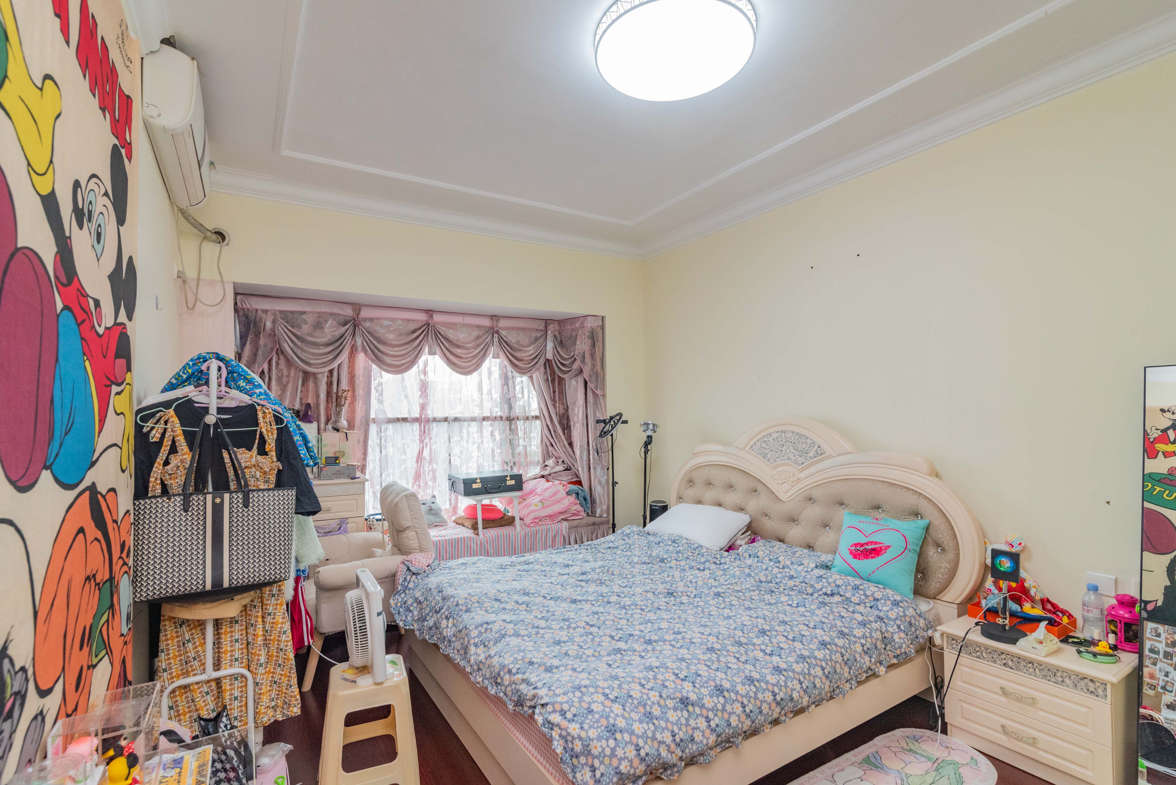 恒大雅苑  3室2厅1卫    104.0万卧室