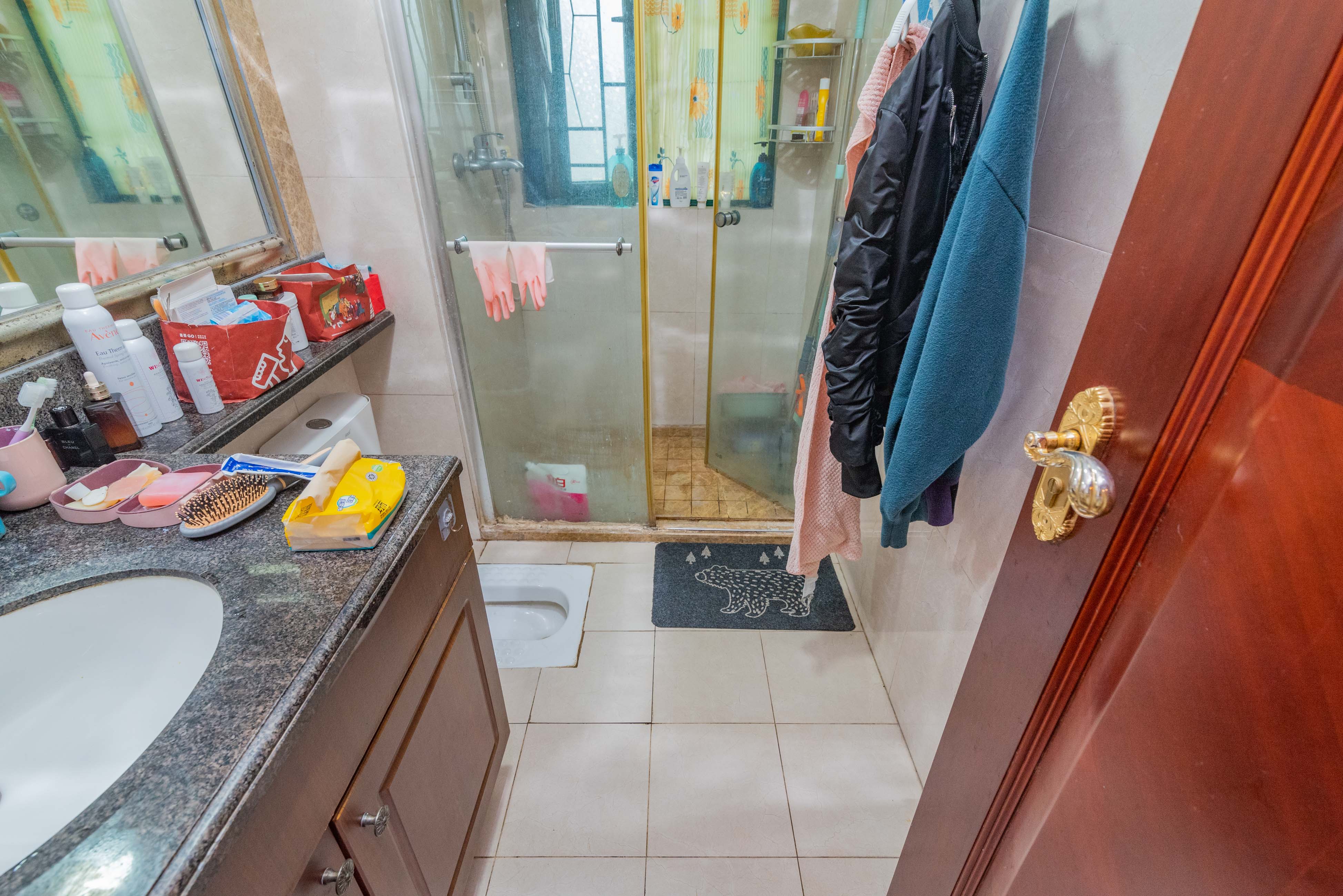 恒大雅苑  3室2厅1卫    104.0万卫生间