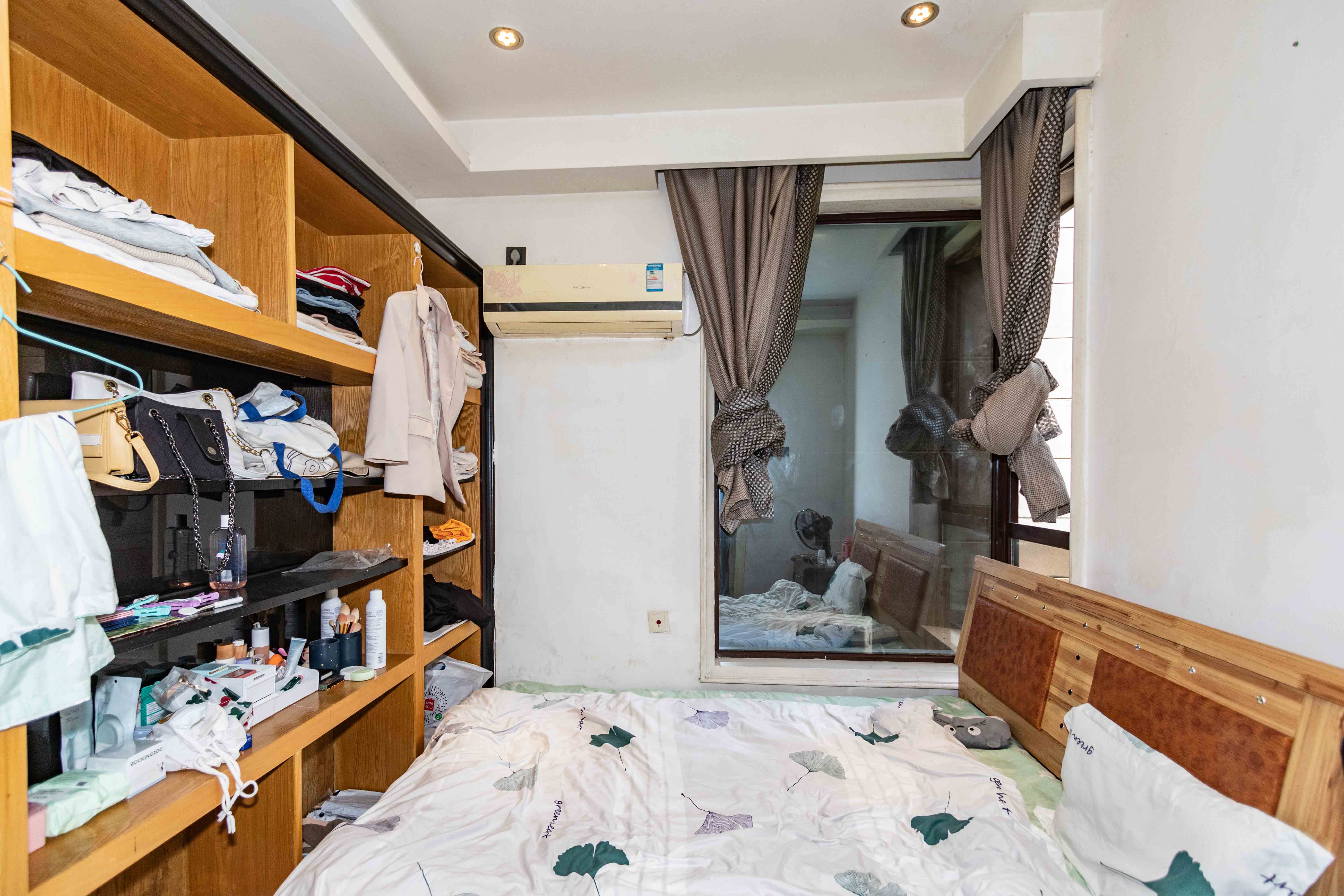 欧莱雅郡 3室2厅1卫 55.8万 欧莱雅郡 3室2厅1卫 55.8万卧室