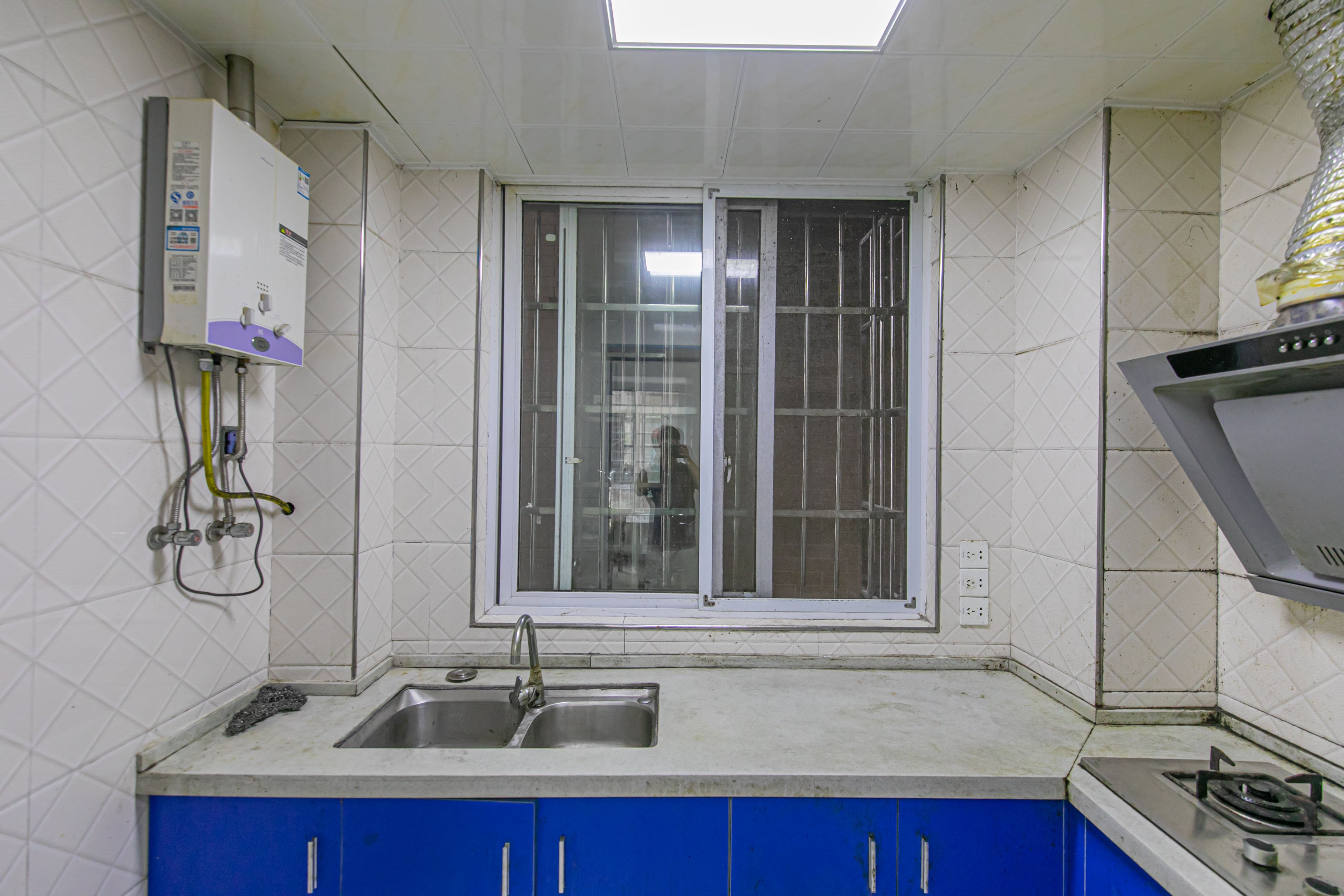 泊林晶城 3室1厅1卫 67.8万 泊林晶城 3室1厅1卫 67.8万厨房