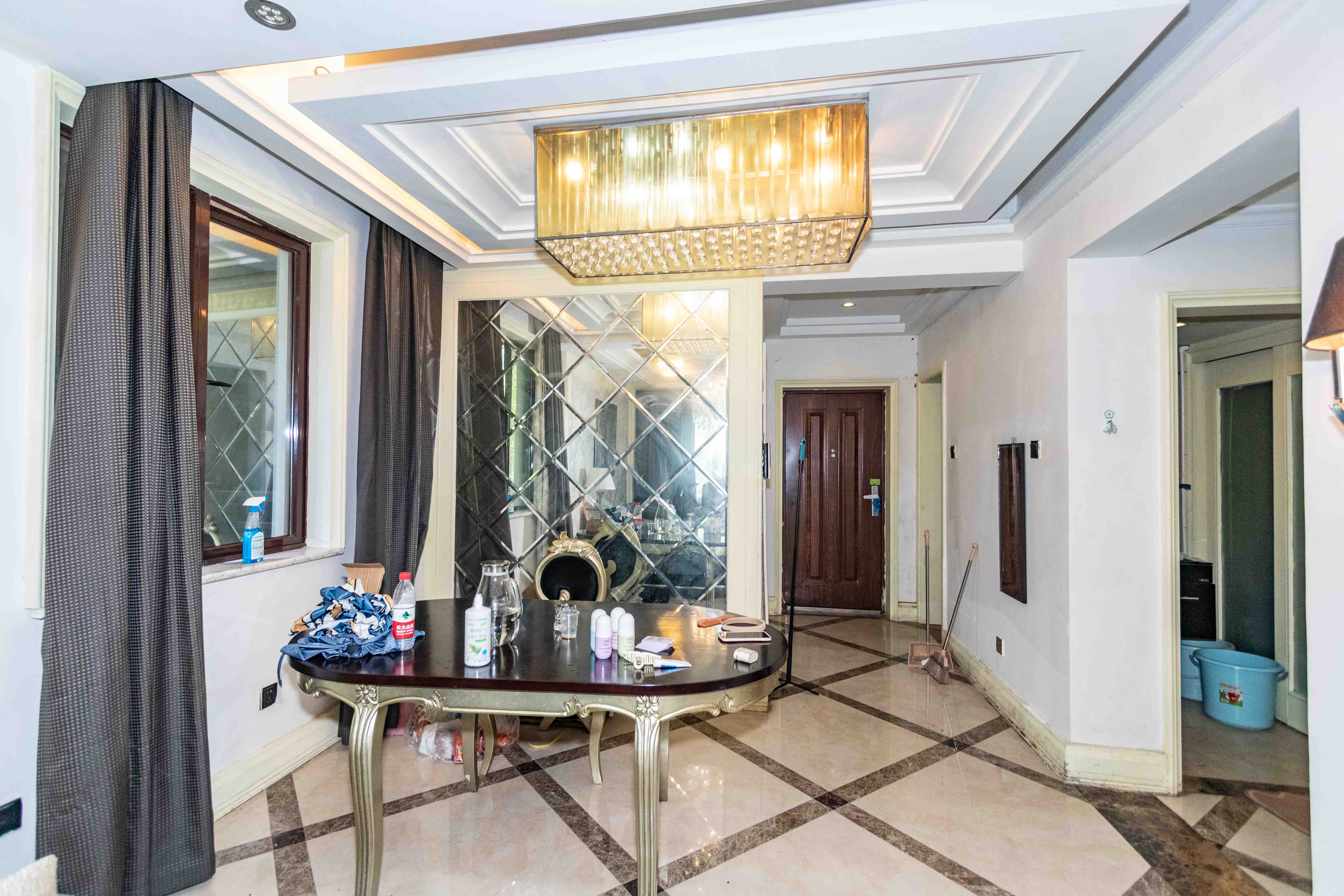 欧莱雅郡 3室2厅1卫 55.8万 欧莱雅郡 3室2厅1卫 55.8万客厅