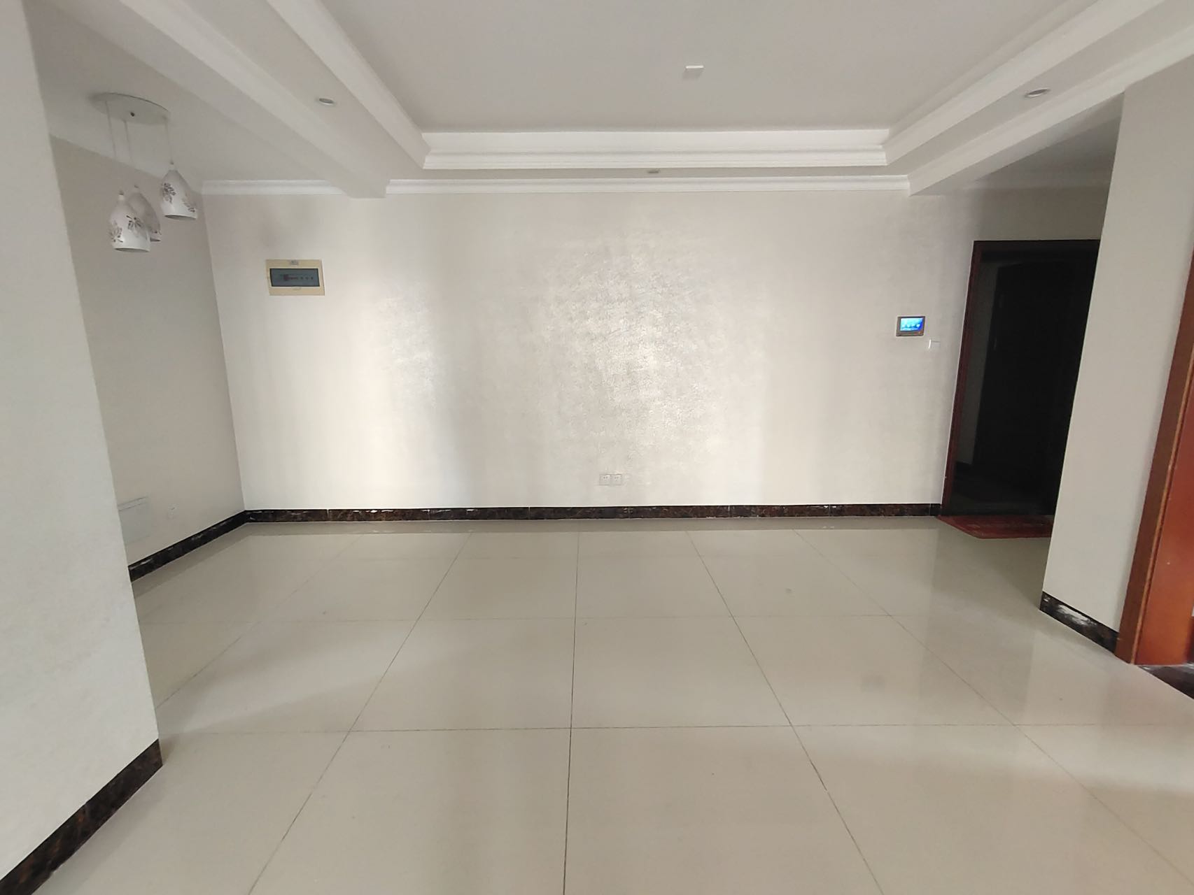 玫瑰名城榕树园 3室2厅2卫 95.0万 玫瑰名城榕树园 3室2厅2卫 95.0万客厅