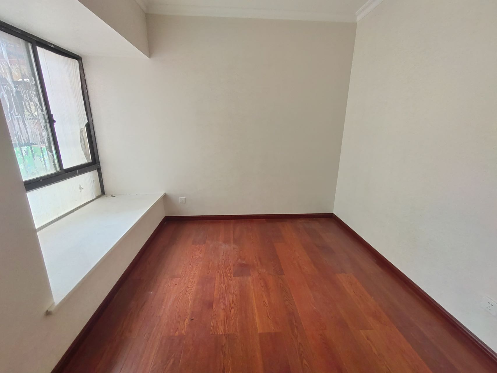 玫瑰名城榕树园 3室2厅2卫 95.0万 玫瑰名城榕树园 3室2厅2卫 95.0万客厅